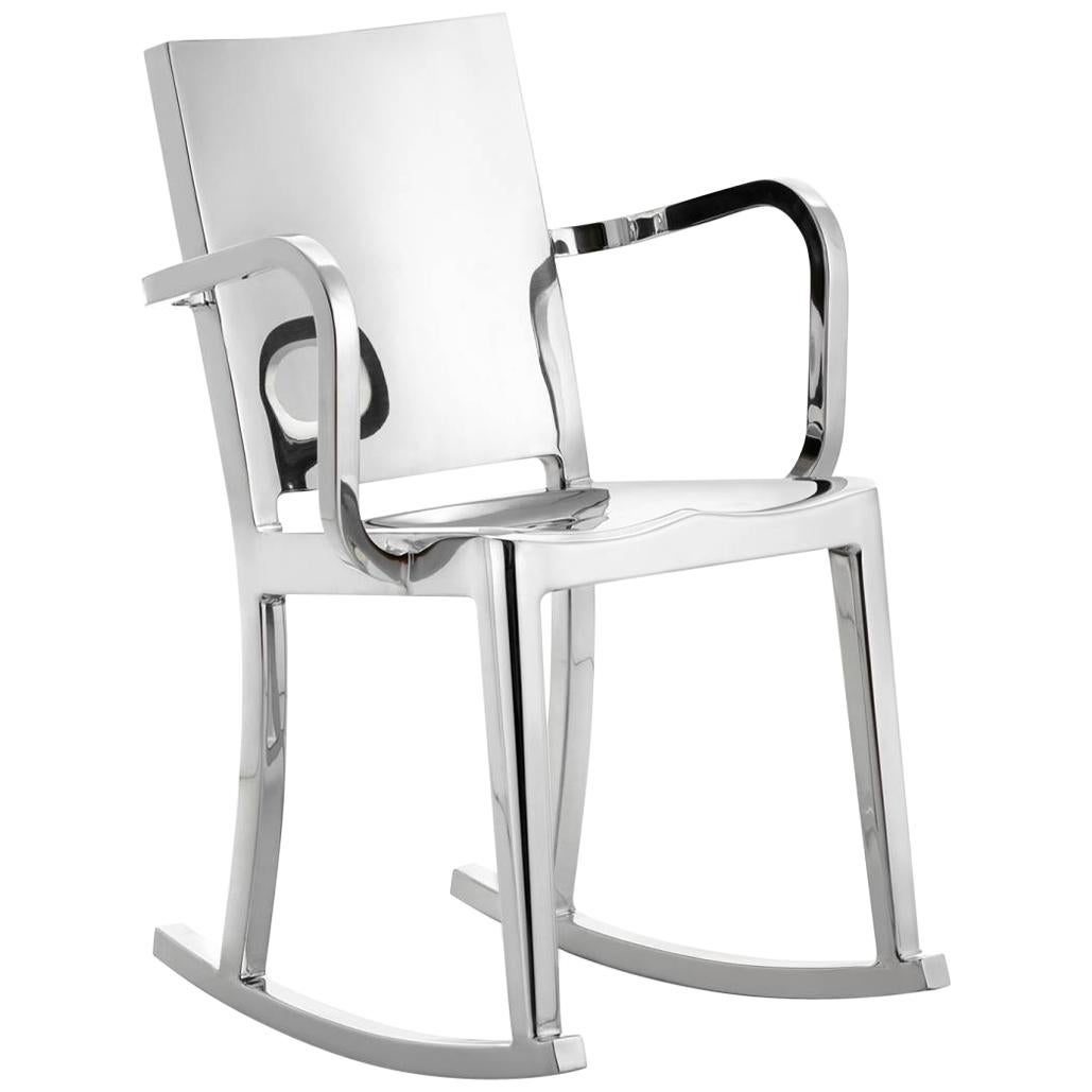 Chaise à bascule Emeco Hudson avec accoudoirs en aluminium poli de Philippe Starck