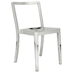 Sedia Emeco Icon in alluminio lucido di Philippe Starck