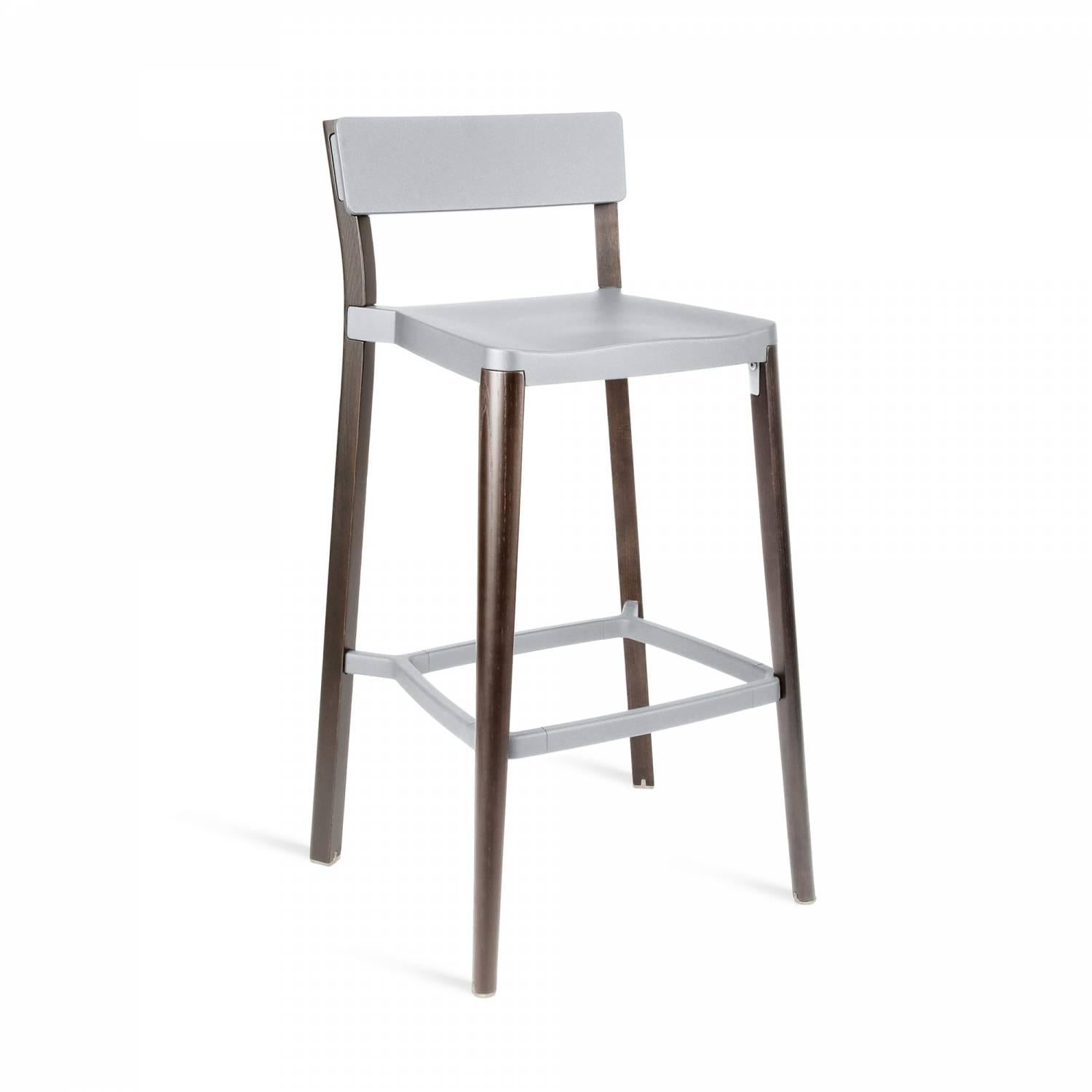 Our clients have asked us to utilize wood in our designs for years. Lancaster features a re-claimed, solid ash frame and recycled die-cast aluminum seat and back- an expression of industrial technique and warm materials.

Made of: Recycled