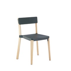 Emeco-Lancaster-Stuhl aus dunkelgrauem Aluminium und Esche von Michael Young