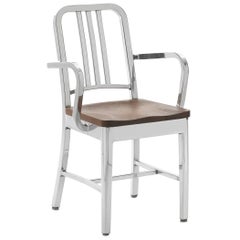 Emeco Navy Sessel aus poliertem Aluminium und Nussbaumholz von US Navy