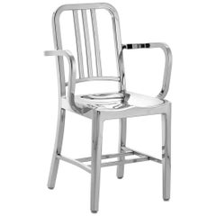 Poltrona Emeco Navy in alluminio lucido della US Navy