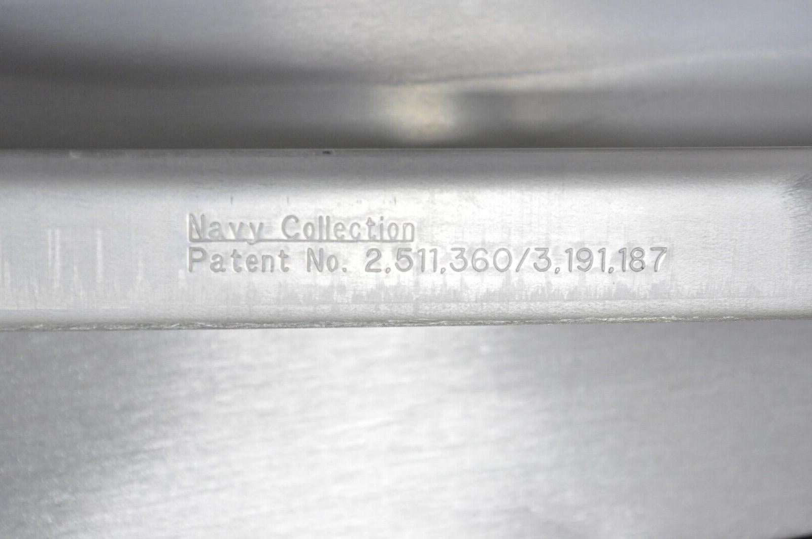 Emeco Navy Kollektion Gebürstetes Aluminium Beistellstuhl 1006, ein Paar im Angebot 4