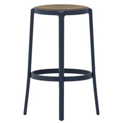 Tabouret de bar Emeco On & On bleu foncé avec assise en contreplaqué de noyer par Barber & Osgerby