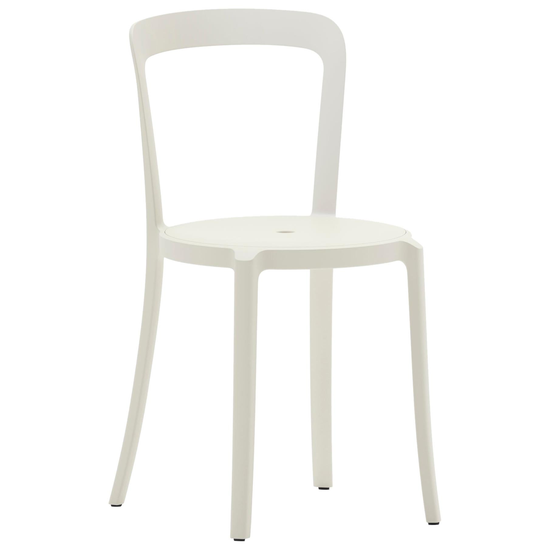 Emeco On & On Stapelbarer Stuhl aus weißem Kunststoff von Barber & Osgerby