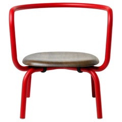 Emeco Parrish Loungesessel in Rot pulverbeschichtetem Nussbaumholz von Konstantin Grcic