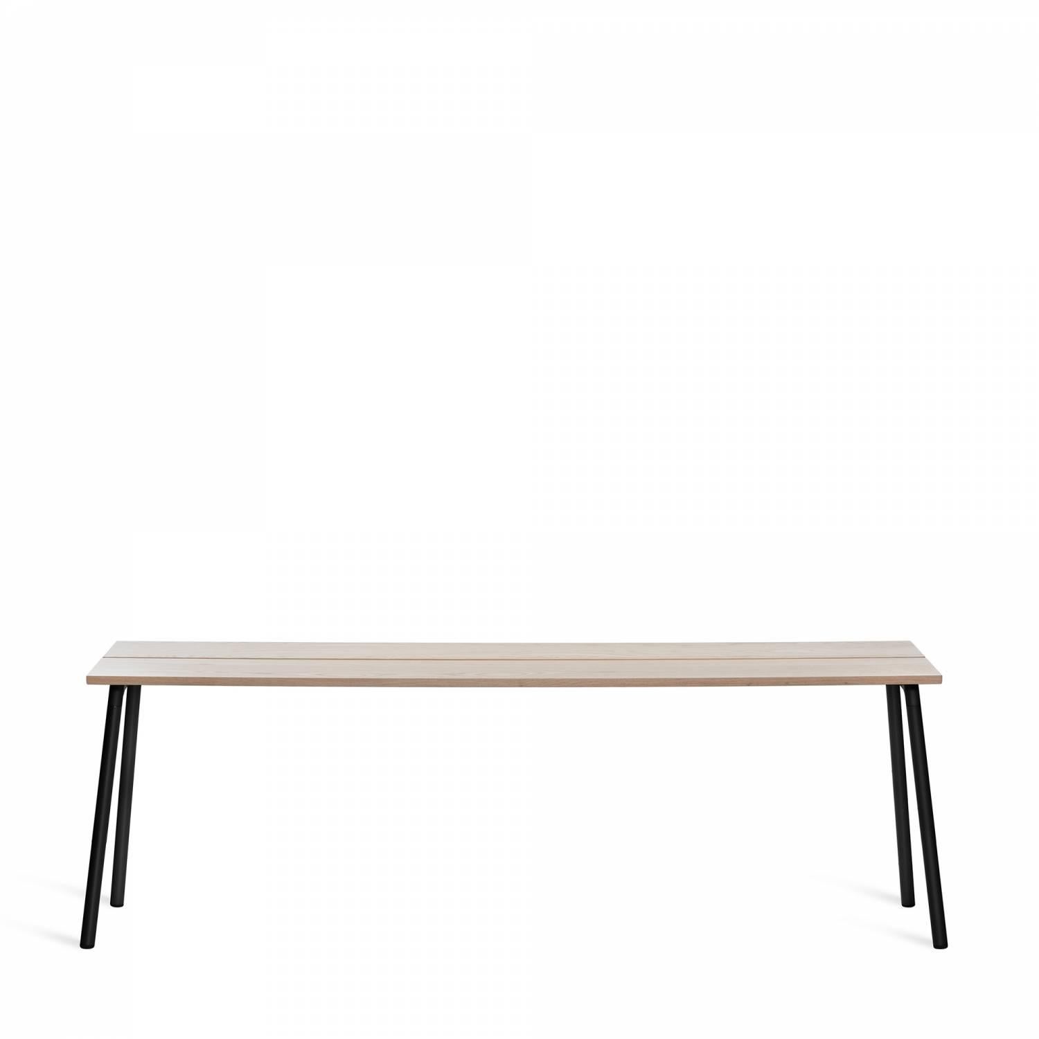 Run is a collection of tables, benches and shelves by Sam Hecht and Kim Colin, designers of the simple and no-nonsense. Run effortlessly finds balance in both indoor and outdoor landscapes suited for meeting, eating, learning, sharing and working.