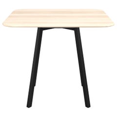 Grande table basse carrée Emeco Su avec cadre noir anodisé et plateau en bois par Nendo