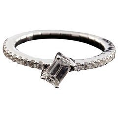 Emerald 1/3 Carat New Bridal Diamond Solitaire Ring in 18 Karat Gold