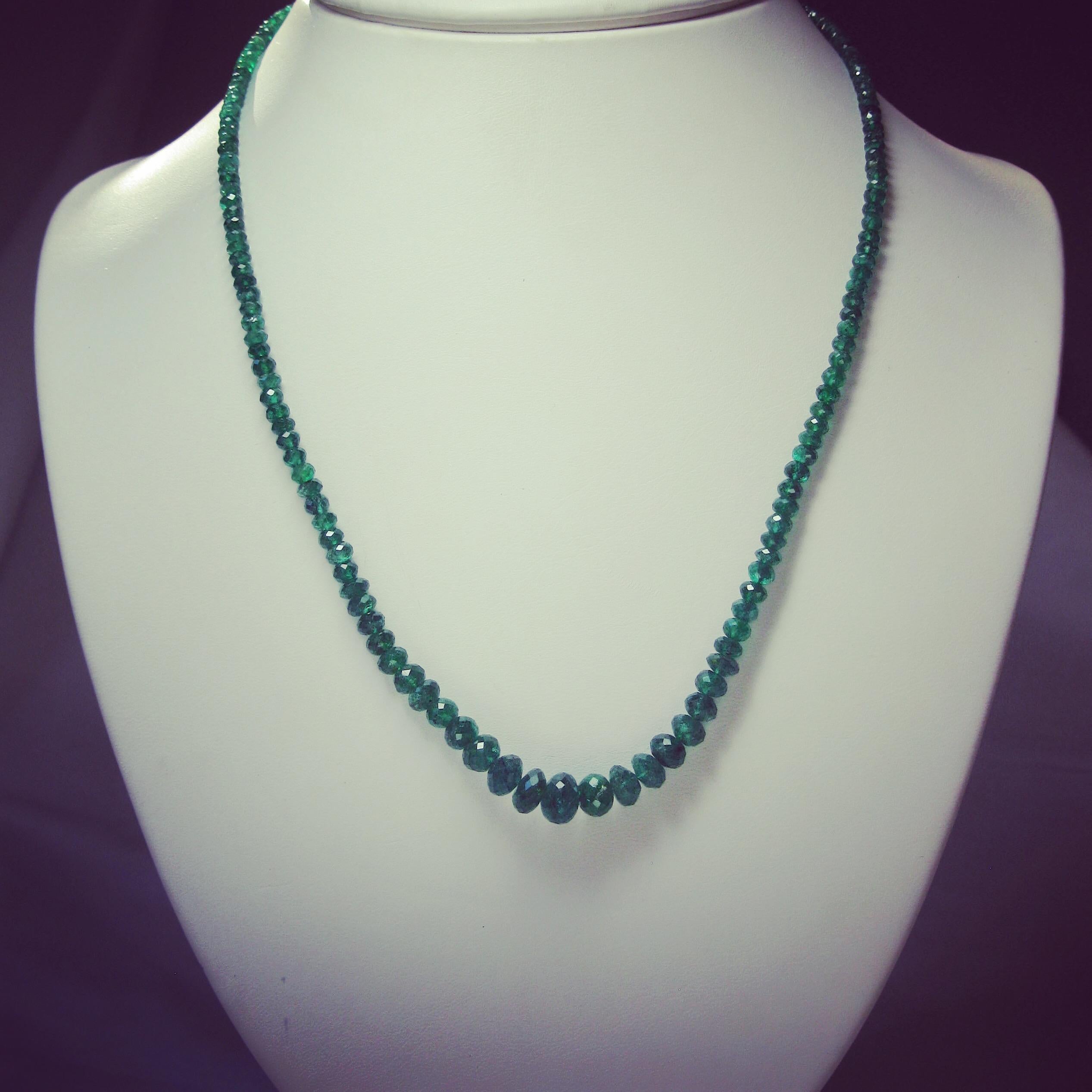 Contemporary Emerald 14 Karat Gold Necklace Graduated Faceted Natural Mined Emerald