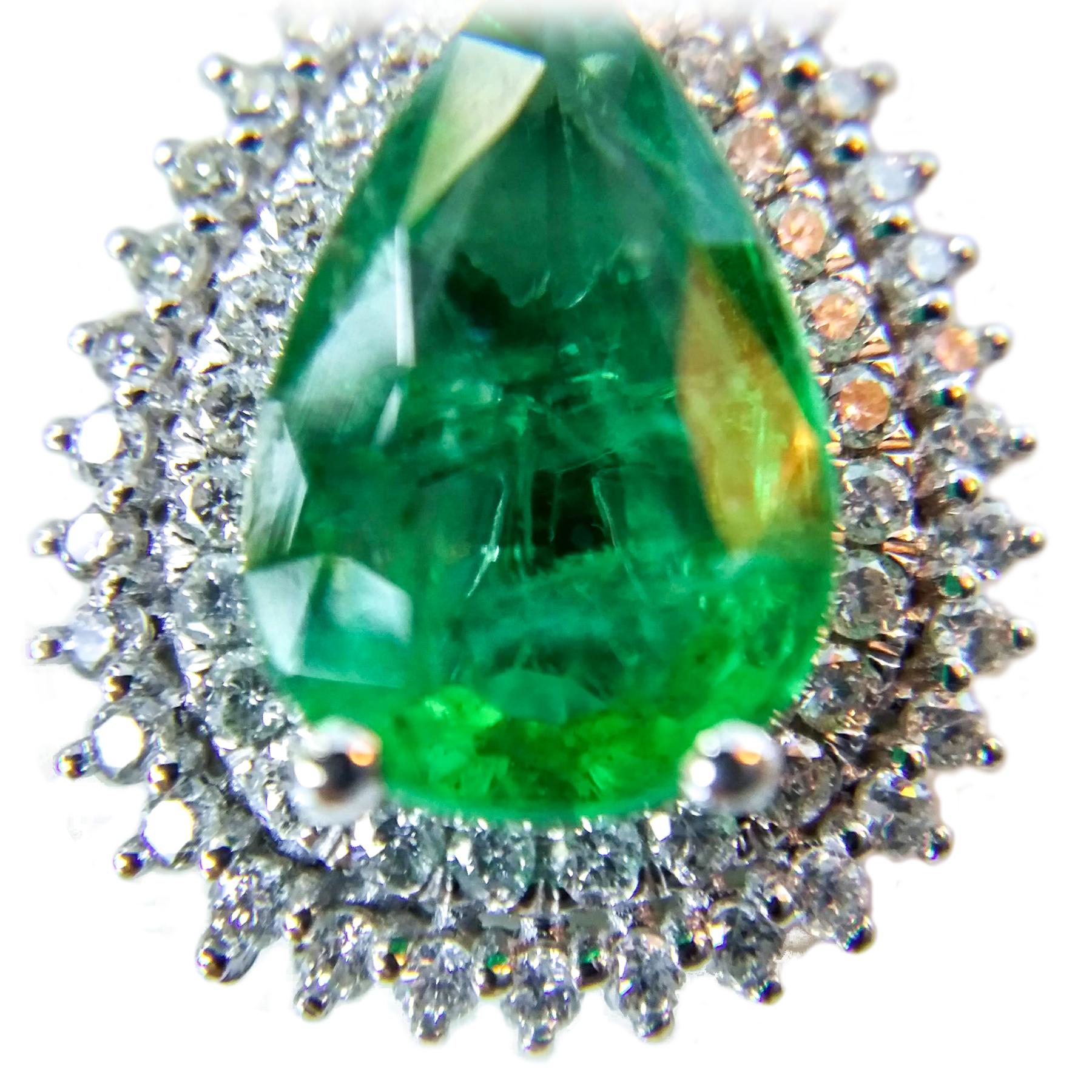 Oval Cut Emerald 14.73 Carat, White Gold Necklace Set