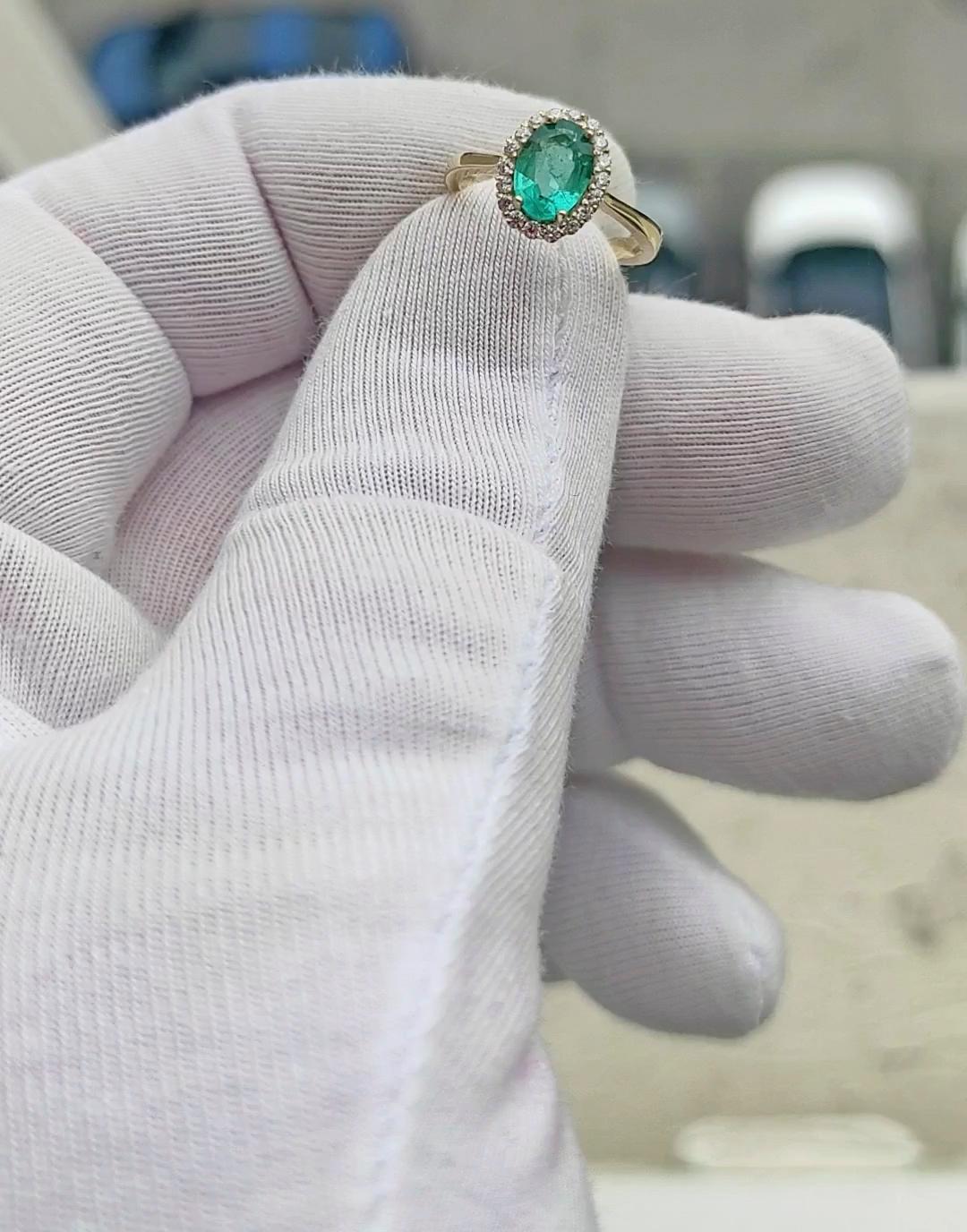 For Sale:  Emerald 14k gold ring . 6