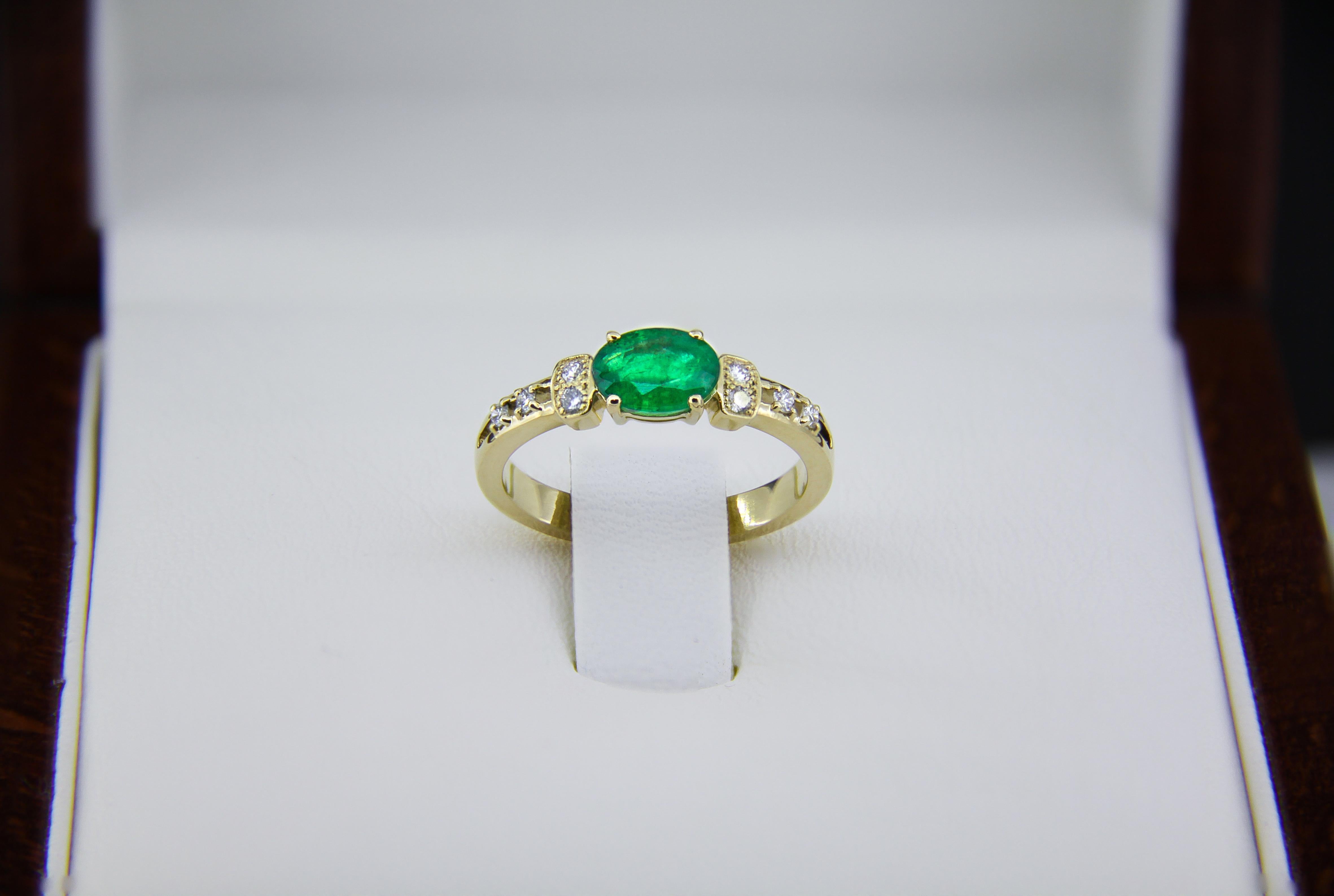For Sale:  Emerald 14k gold ring 2
