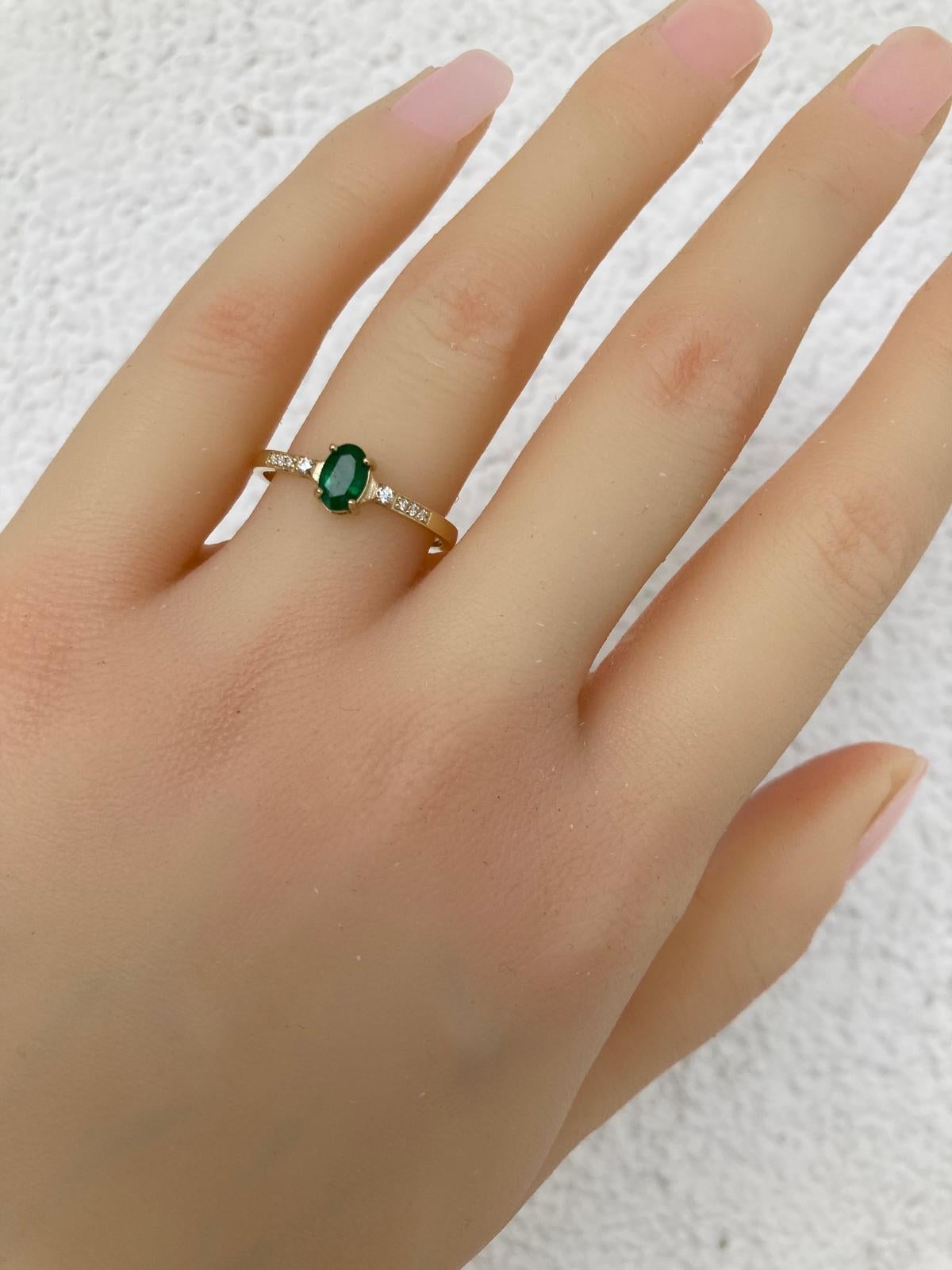 For Sale:  Emerald 14k gold ring 4