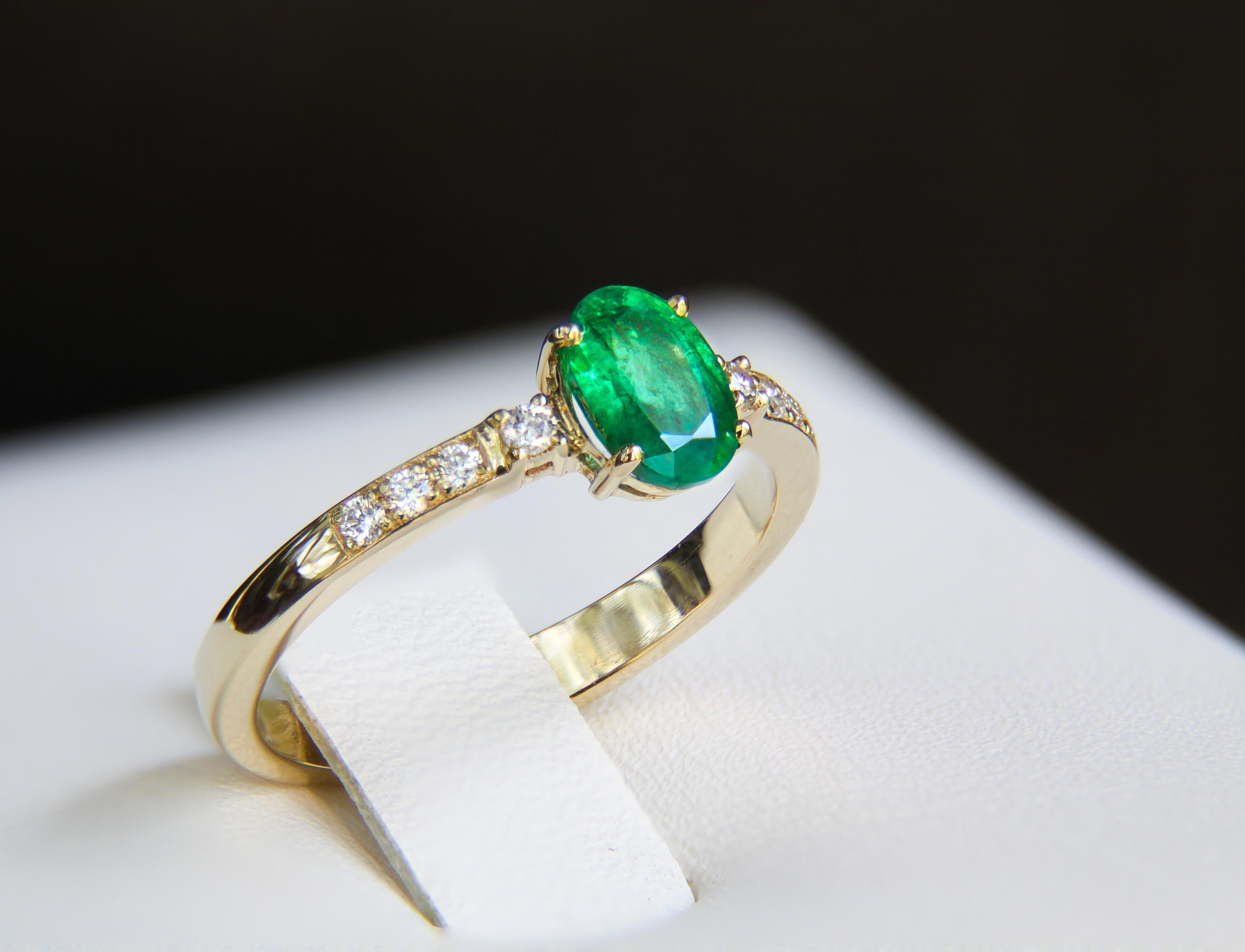 For Sale:  Emerald 14k gold ring 9
