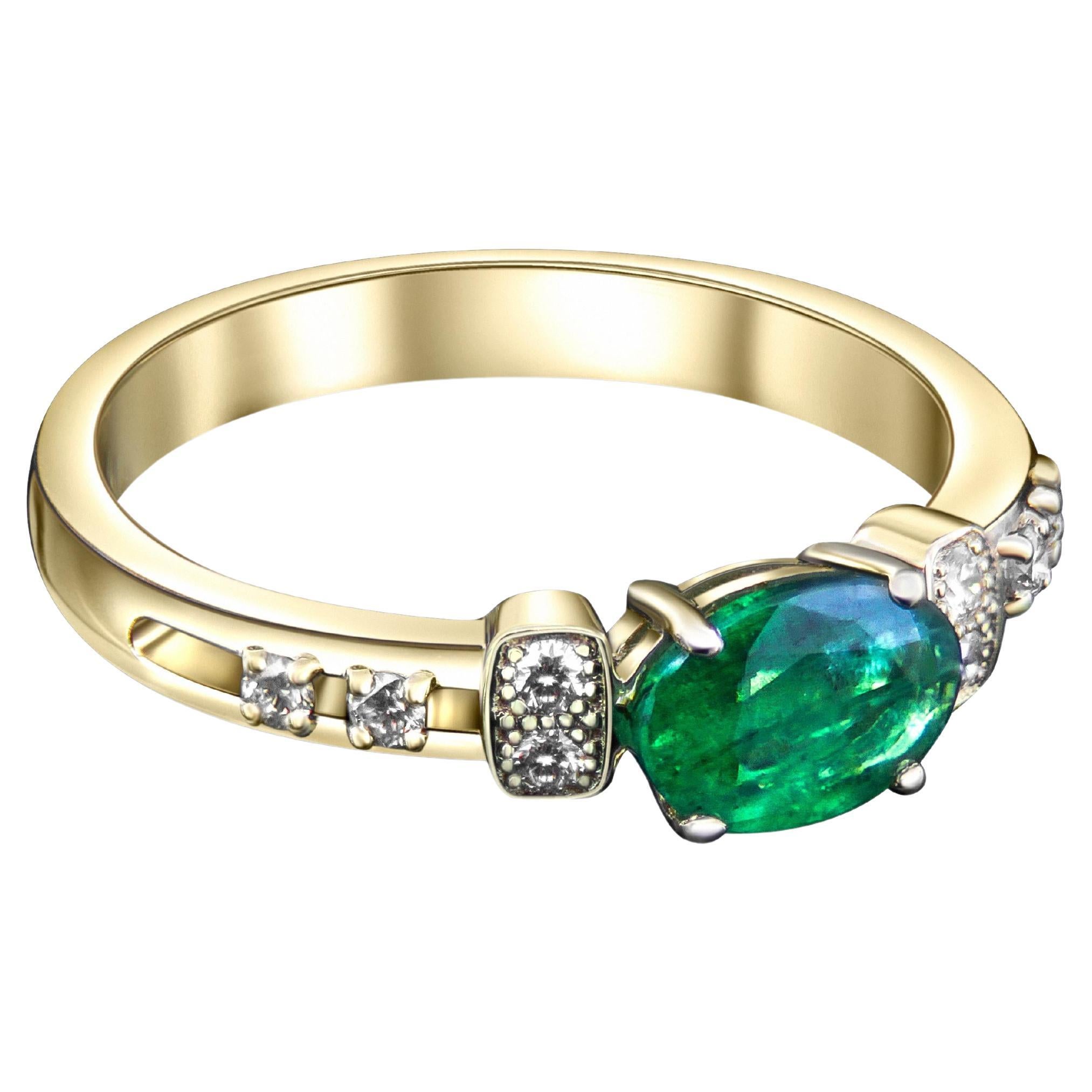 Emerald 14k gold ring