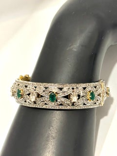 Emerald &15 Ct Diamond Polki Bangle /Bracelet in 18 Kt Yellow Gold & Silver 56Gm