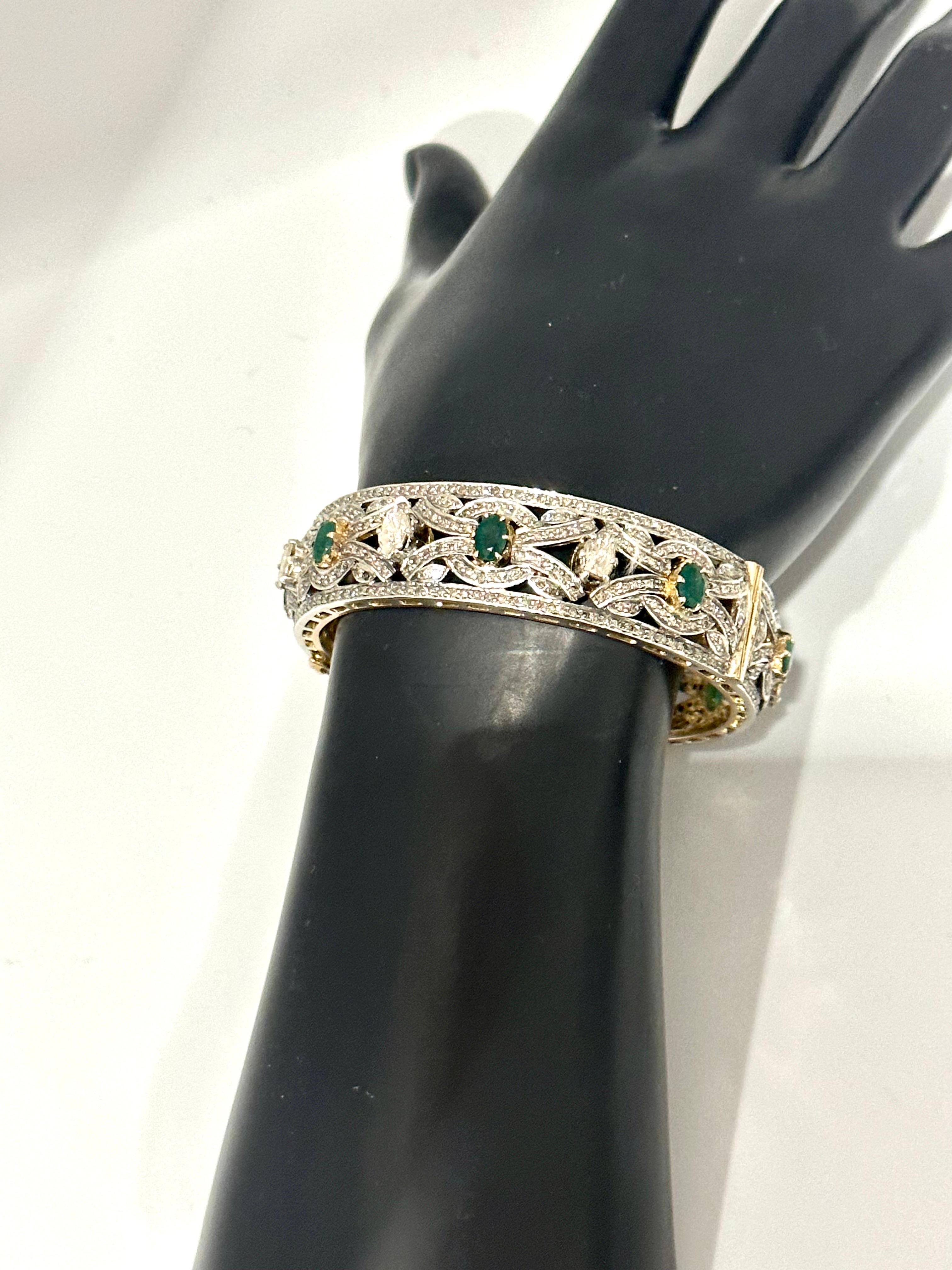 Emerald &15 Ct Diamond Polki Bangle /Bracelet in 18 Kt Yellow Gold & Silver 56Gm 2