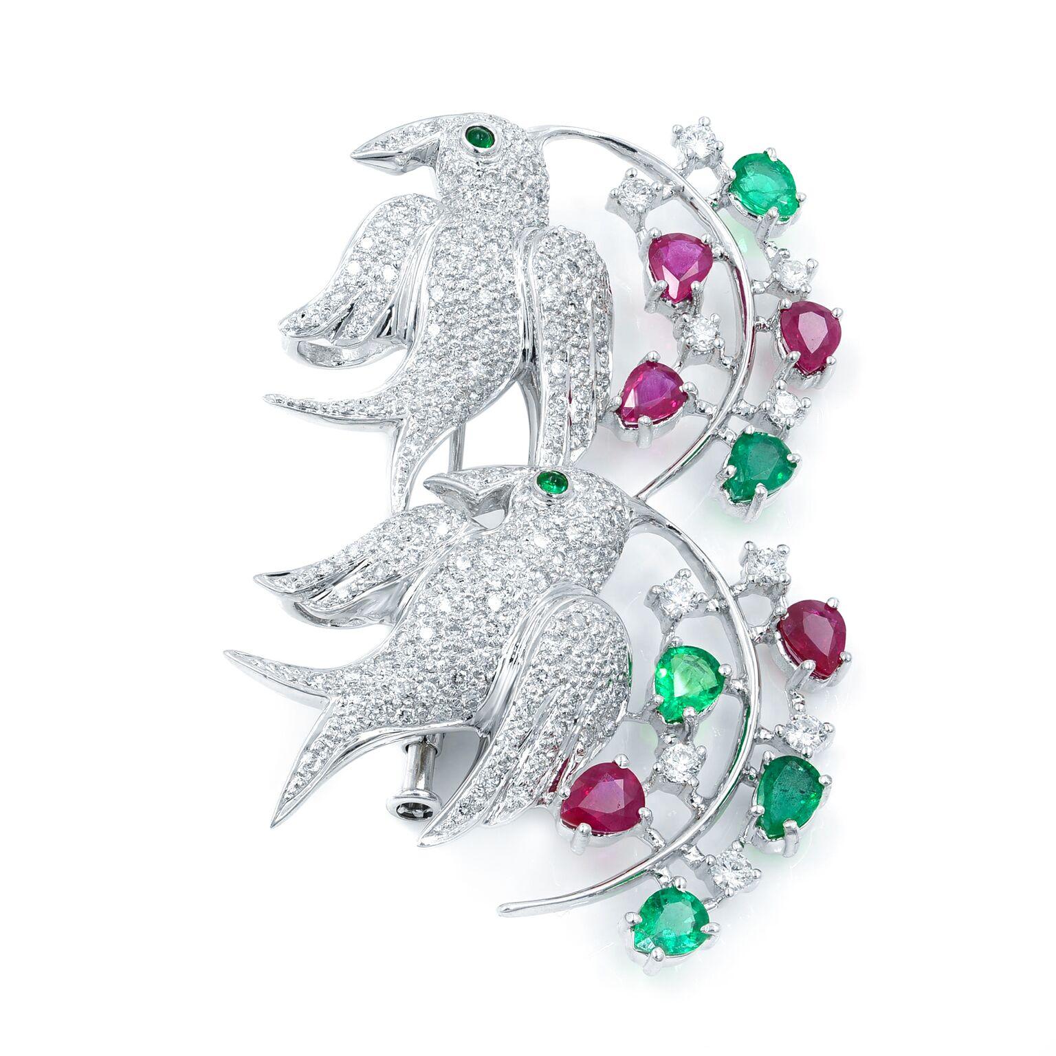 Pear Cut Emerald 1.56Cttw Ruby 2.04Cttw Diamond 1.92Cttw Brooch 18K White Gold For Sale
