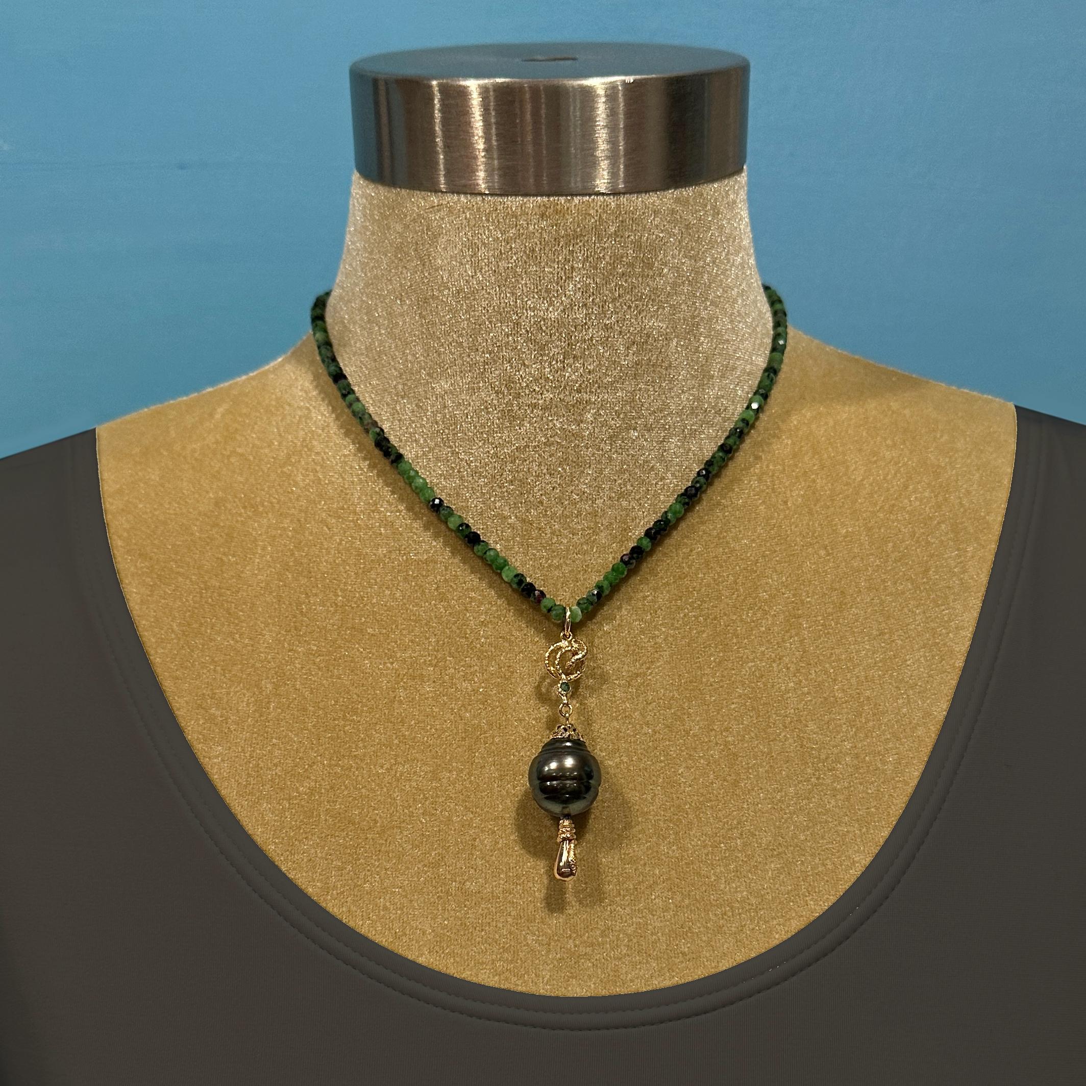 Women's or Men's Emerald & Tahitian Pearl 