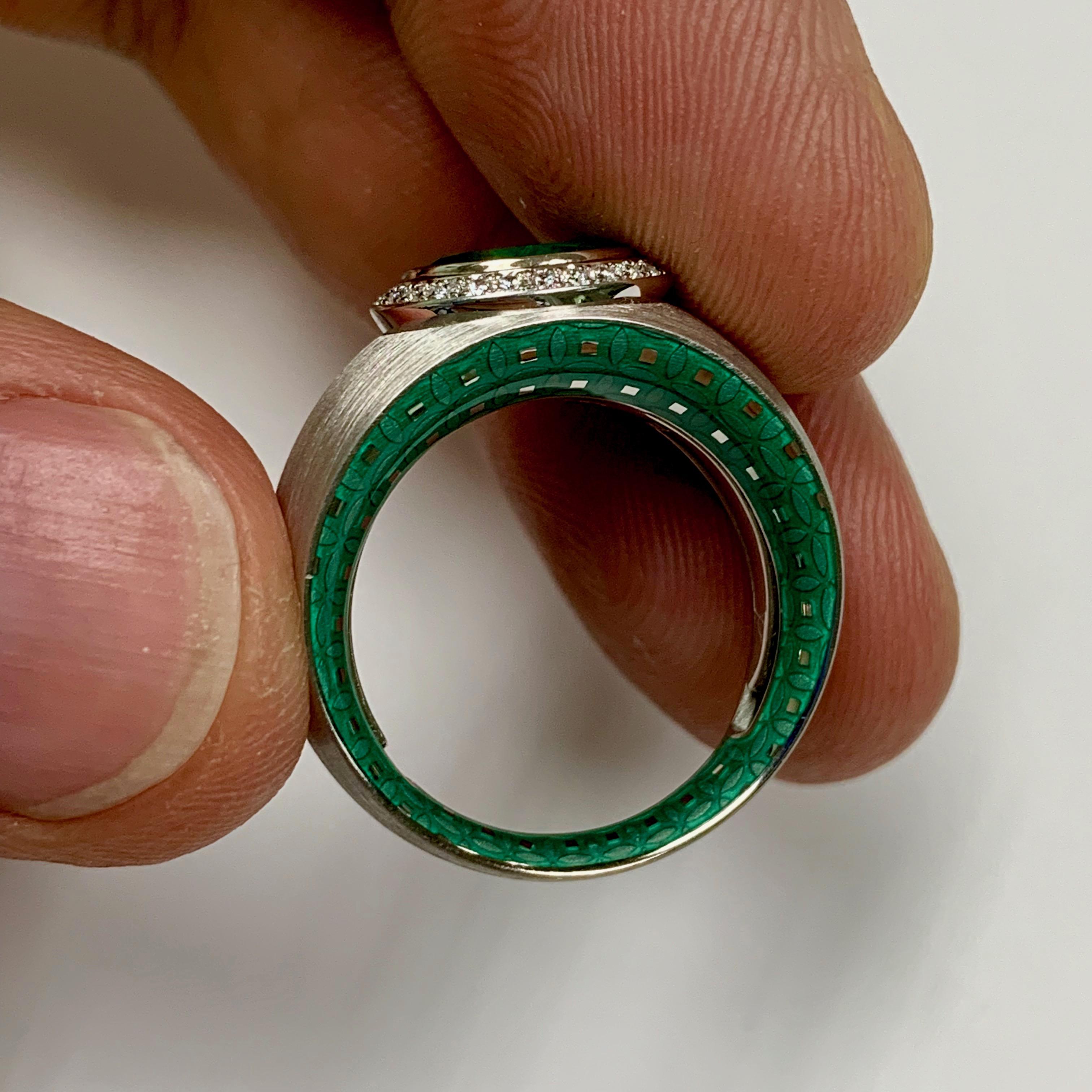 Emerald 1.78 Carat Diamond Enamel 18 Karat White Gold Ring For Sale 2