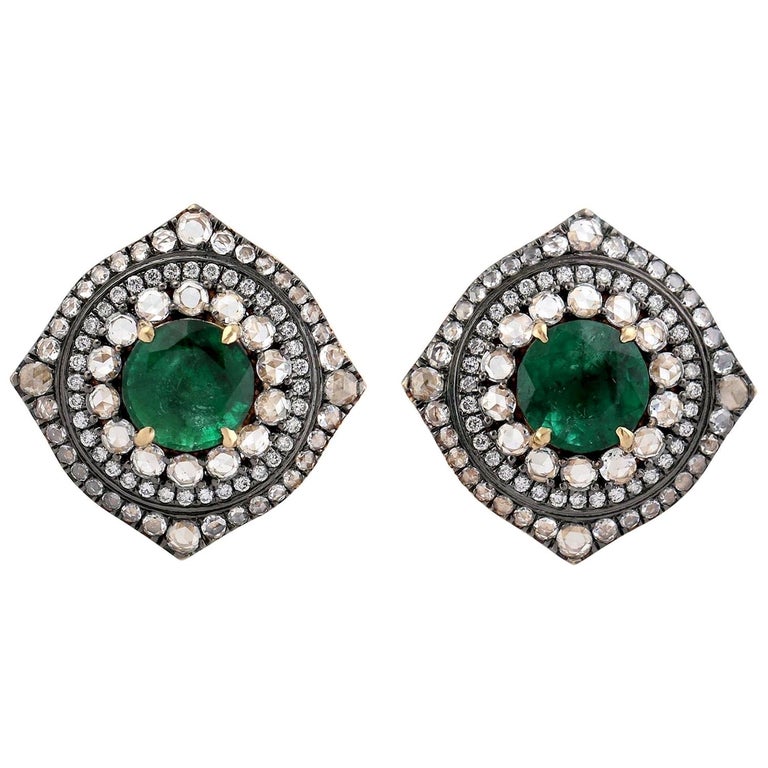 Emerald Diamond 18 Karat Gold Vintage Style Stud Earrings For Sale at