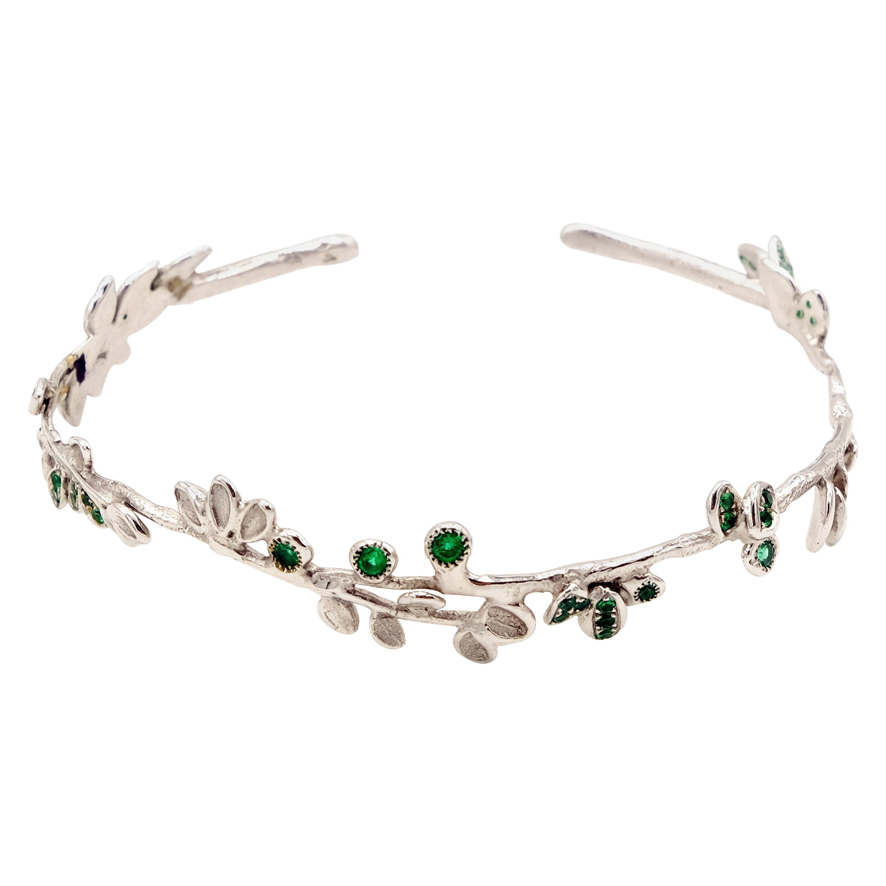 Anais Rheiner 18 Karat White Gold Emerald Flower Bracelet Bangle For Sale