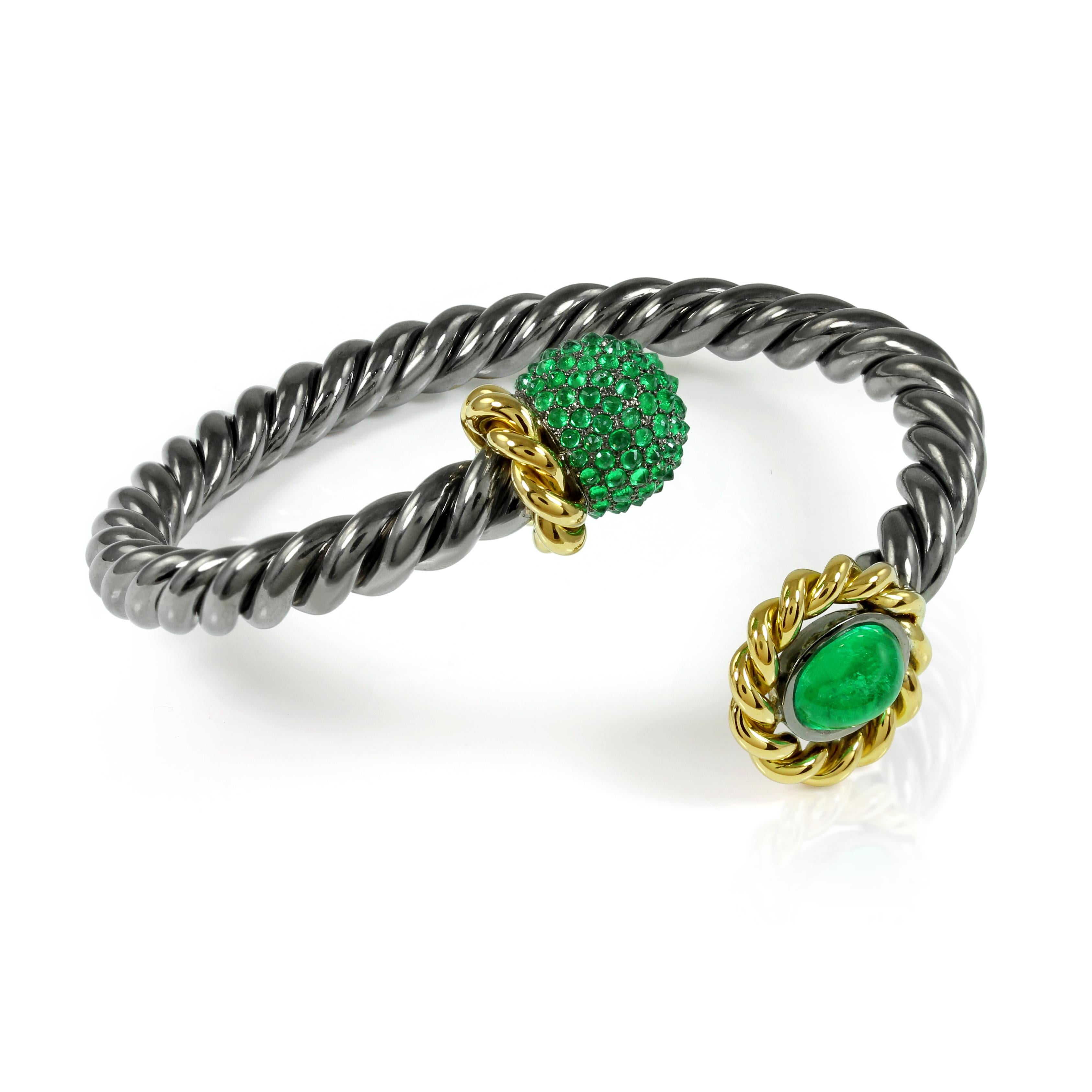 Women's Emerald 18 Karat Yellow Gold Silver Bangle Earring Suite AENEA Jewellery For Sale