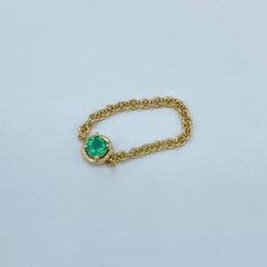 18 Karat Yellow Gold Chain Italian Emerald Ring by Petronilla