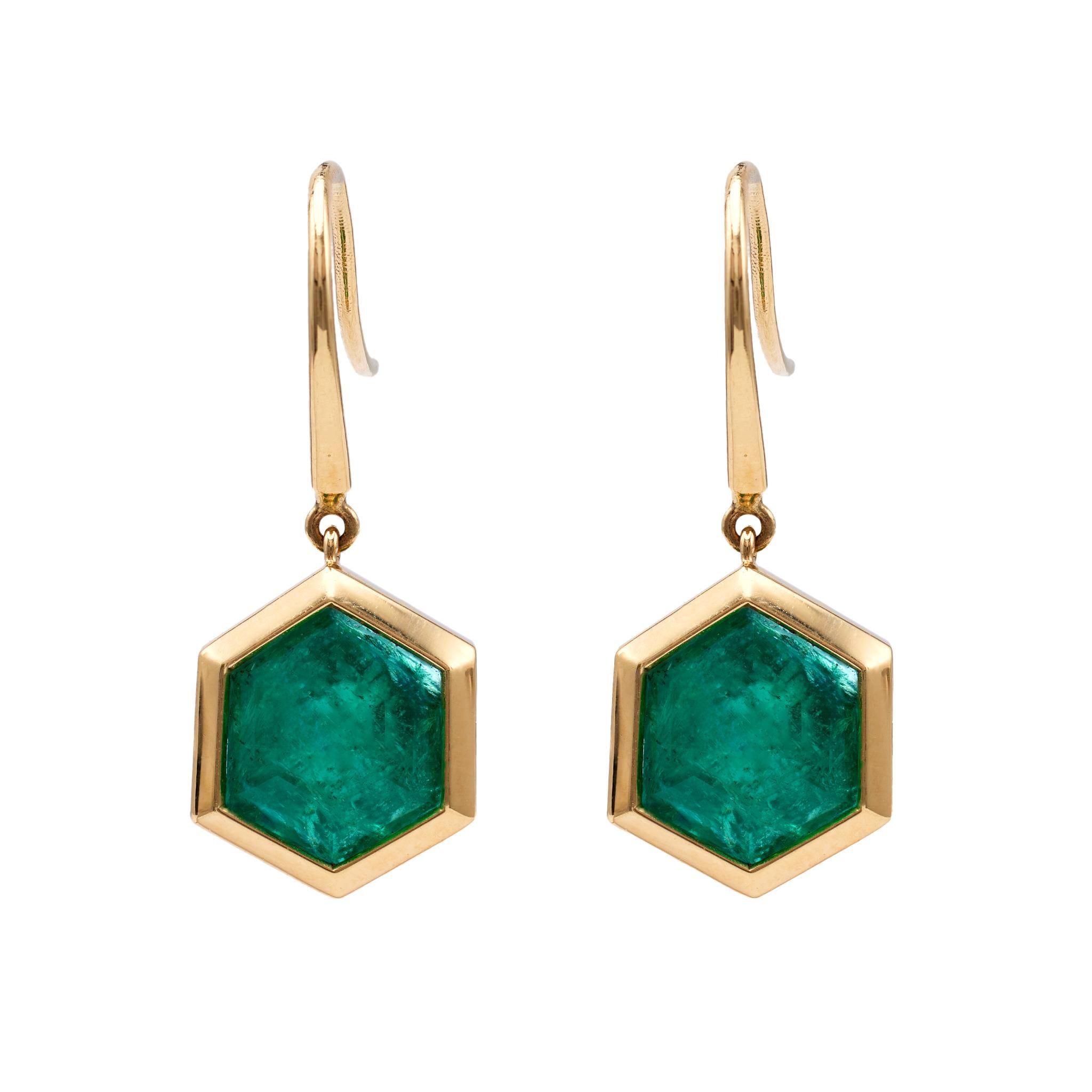 Emerald 18k Yellow Gold Drop Earrings For Sale