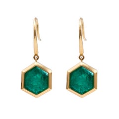 Emerald 18k Yellow Gold Drop Earrings
