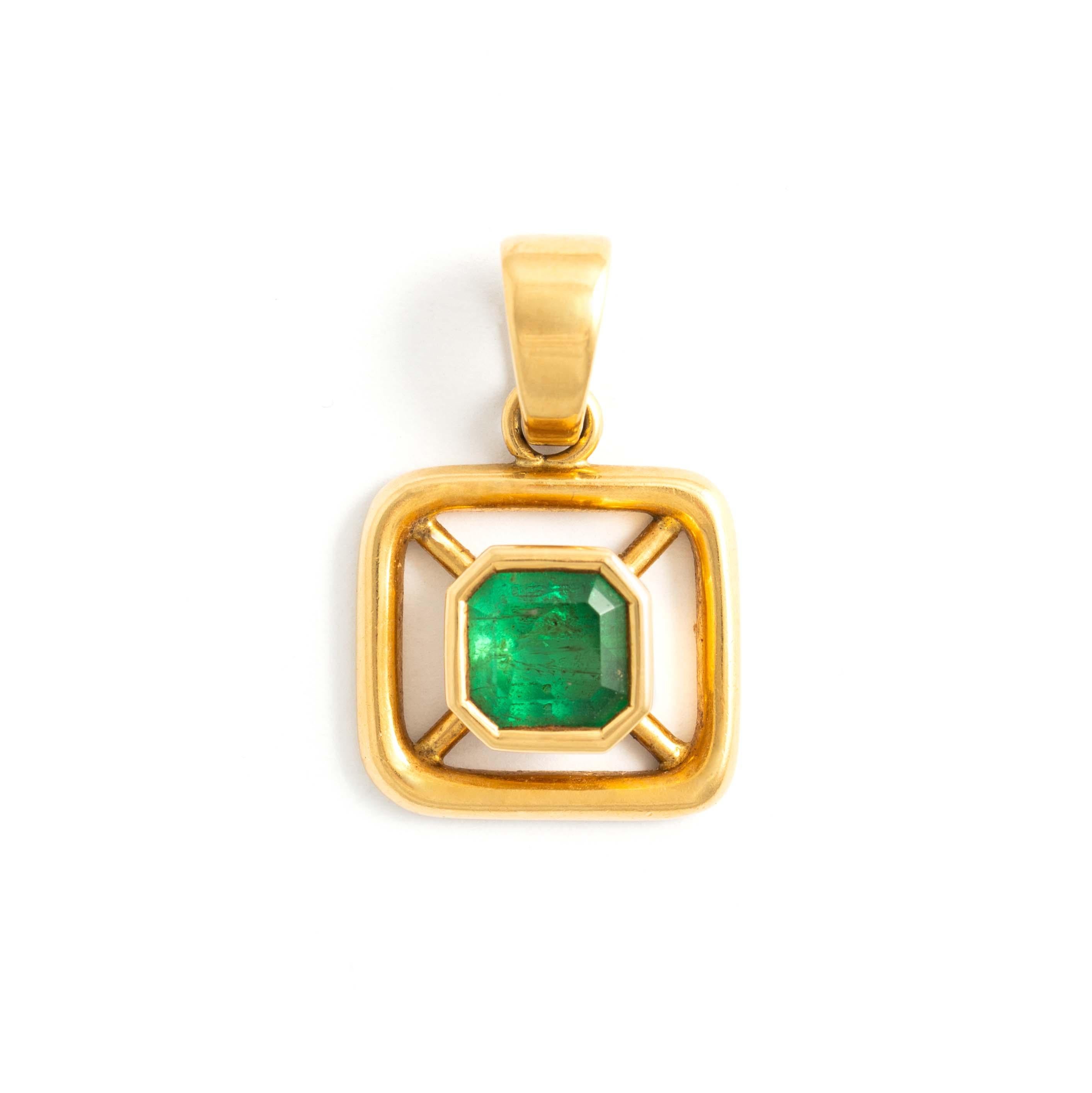 Square Cut Emerald 18K Yellow Gold Pendant