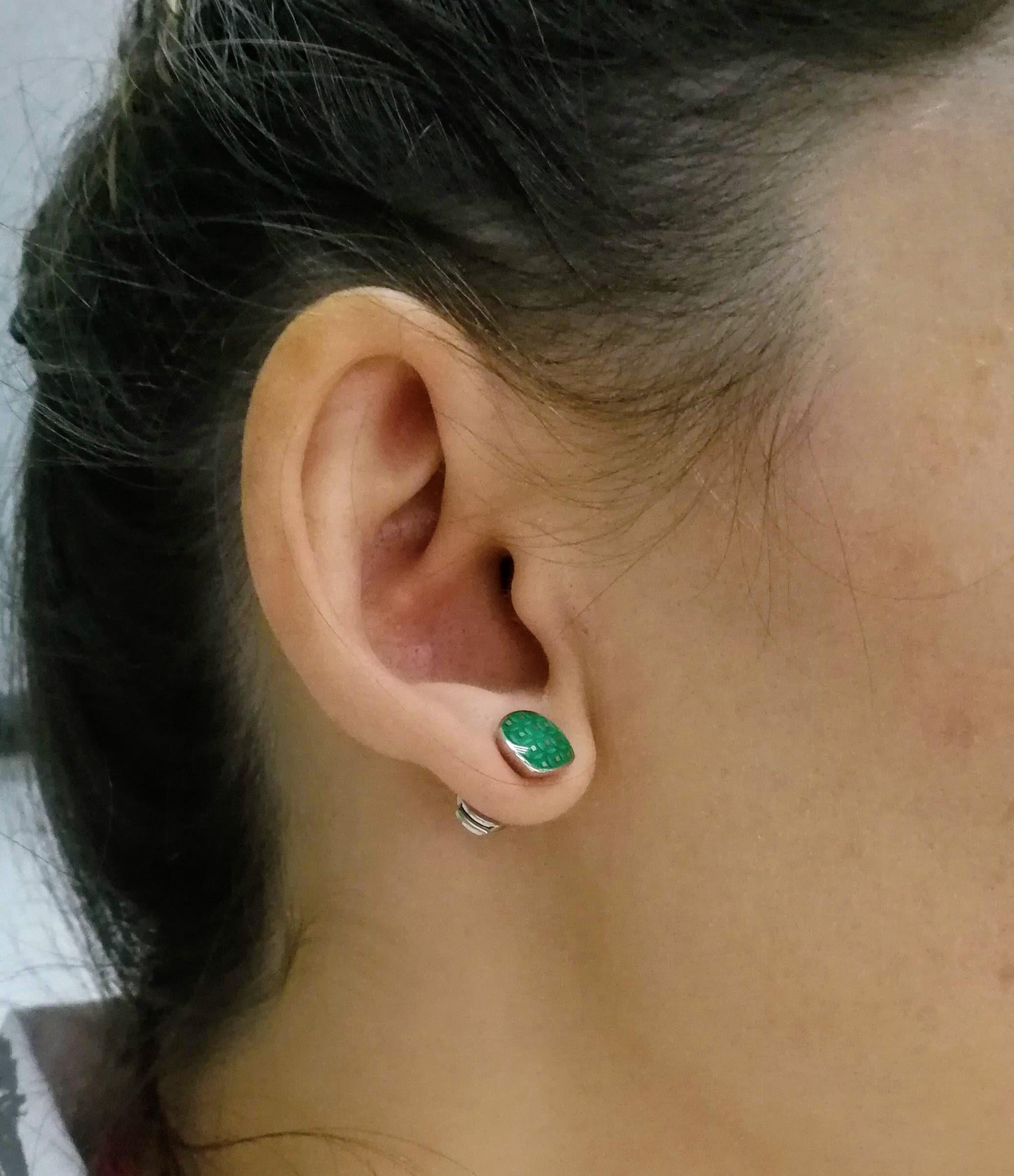 Emerald 2.34 Carat Diamond Enamel 18 Karat White Gold Earrings For Sale 2