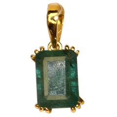 Pendentif émeraude 2.96carat certifié naturel en or massif 18K Hallmark