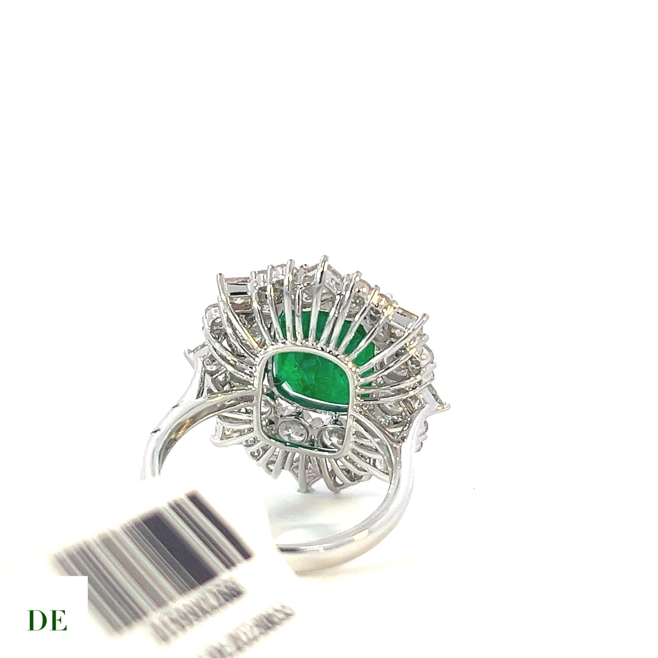 Emerald 6.05 Carat & Diamond 3.03 Carat Engagement Statement Cocktail Ring For Sale 2