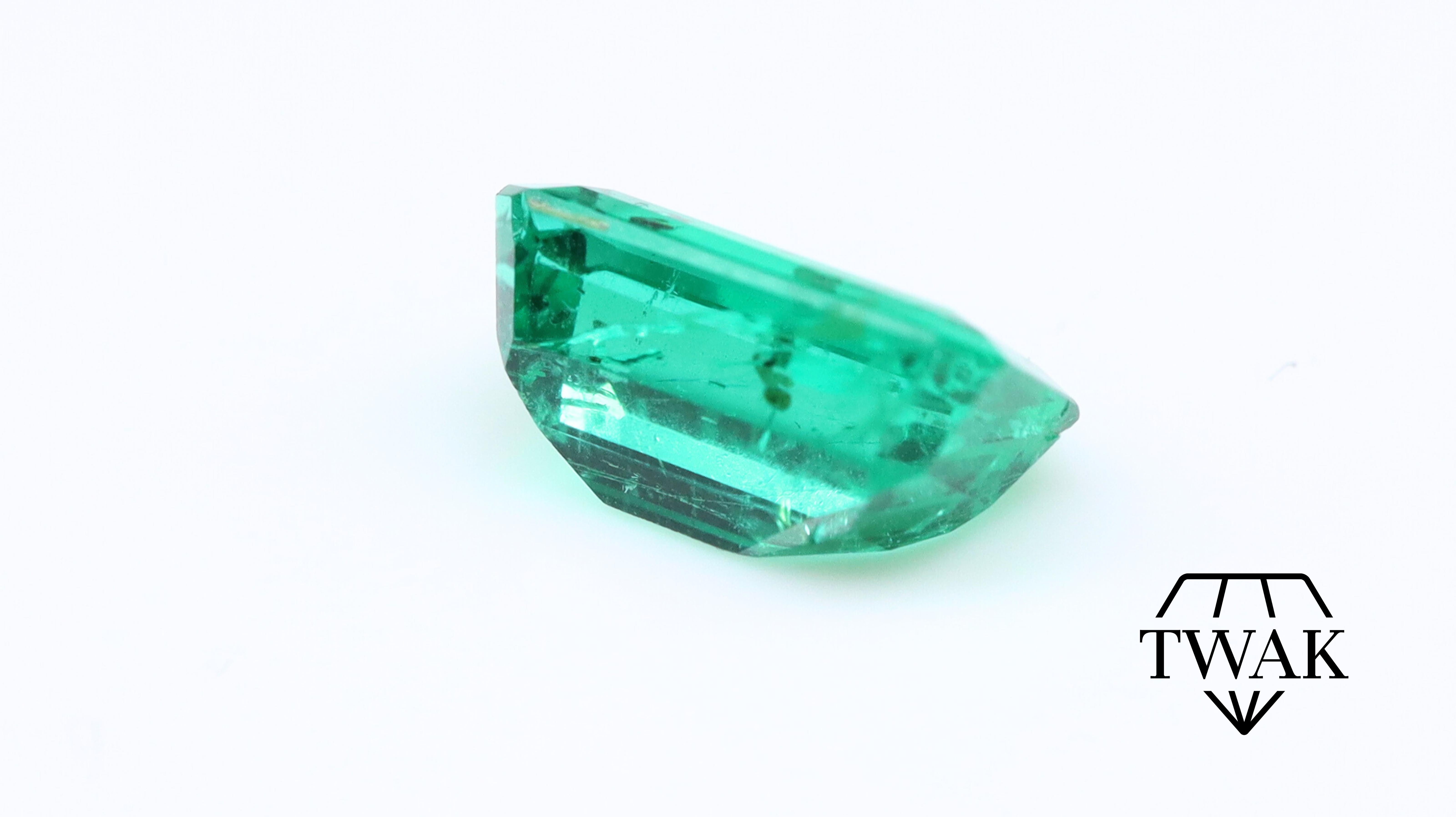 Emerald 7.5x4.5mm 1.05ct In New Condition For Sale In Antwerpen, BE