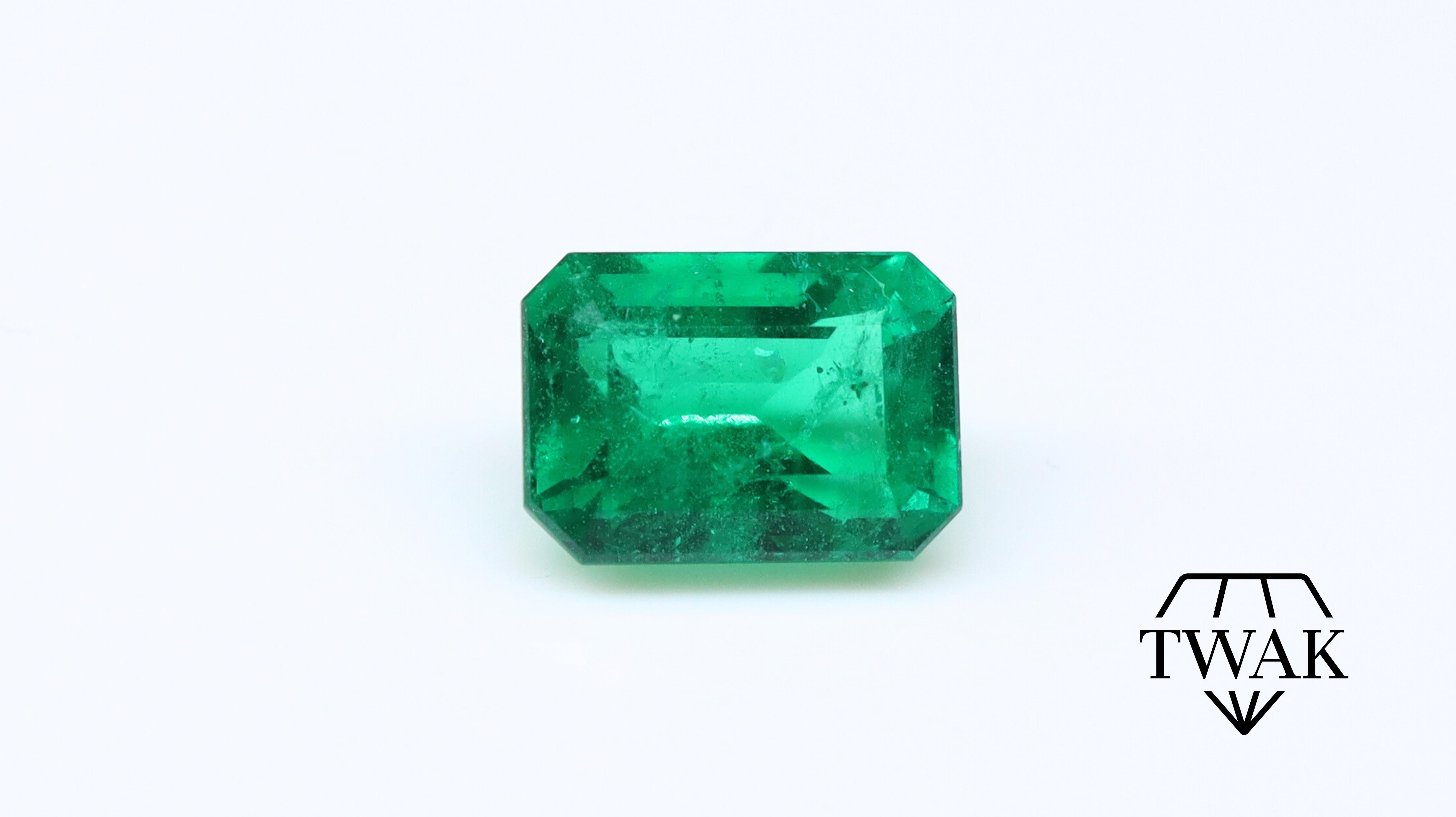 A beautiful Emerald with excellent color, crystal, and saturation.

Details and description:
Dimensions: 7.01 x 5.00 x 3.90mm
Weight: 1.01ct
Color: Intense Green 
Treatment: Oil

Emeralds are naturally porous and inclusive stones, with surface