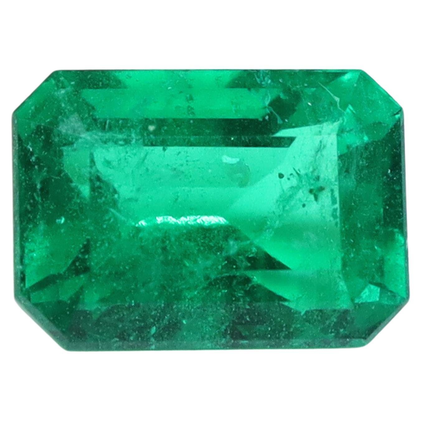 Emerald 7x5mm 1.01ct For Sale