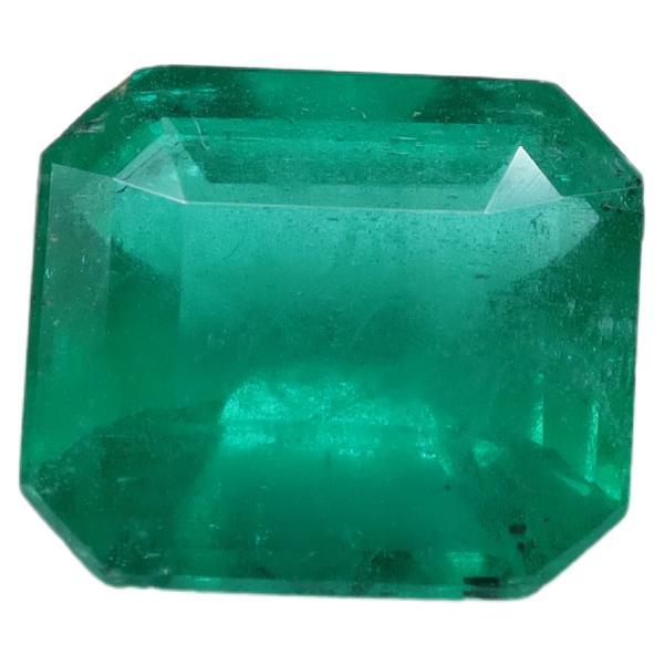 Émeraude 7x8 1,89 carat en vente