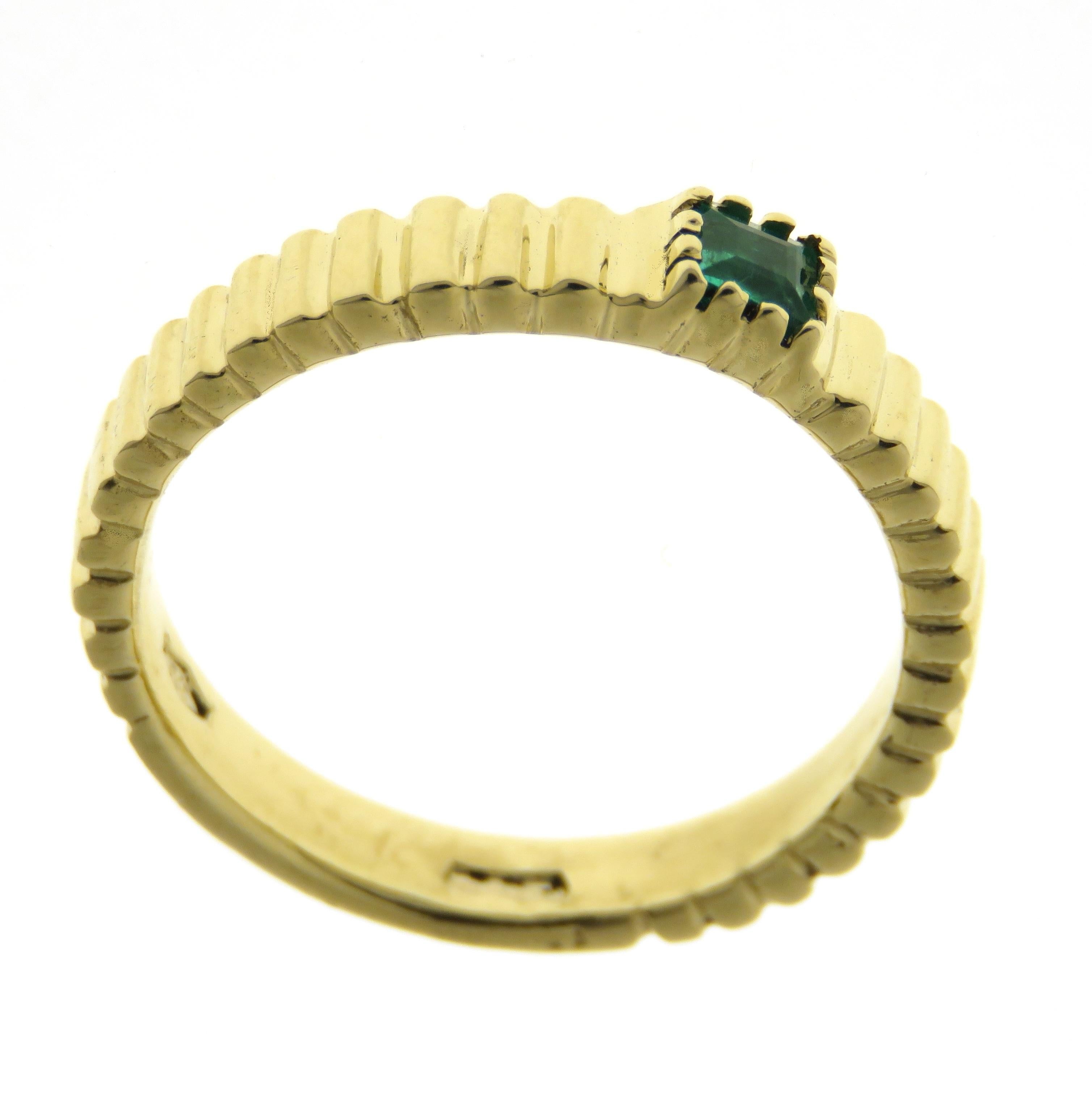 Moderne Bague en or jaune 9 carats fabriquée à la main en Italie en vente