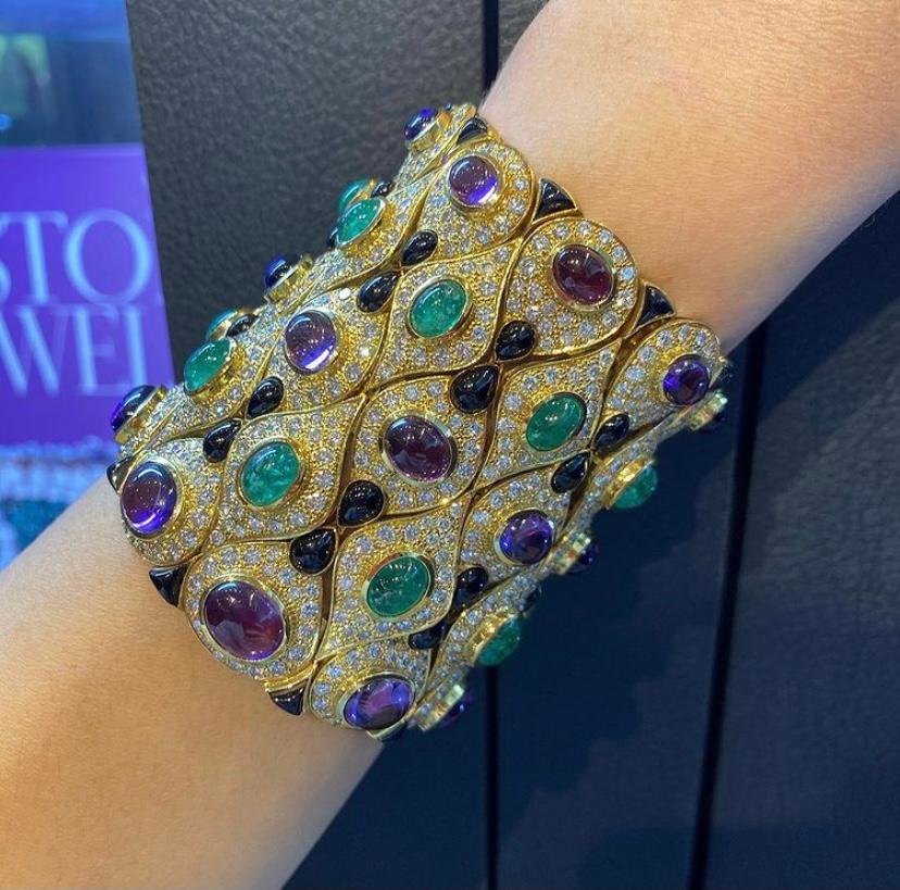 Emerald, Amethyst, Onyx and Diamond Cuff Bracelet In Excellent Condition In New York, NY