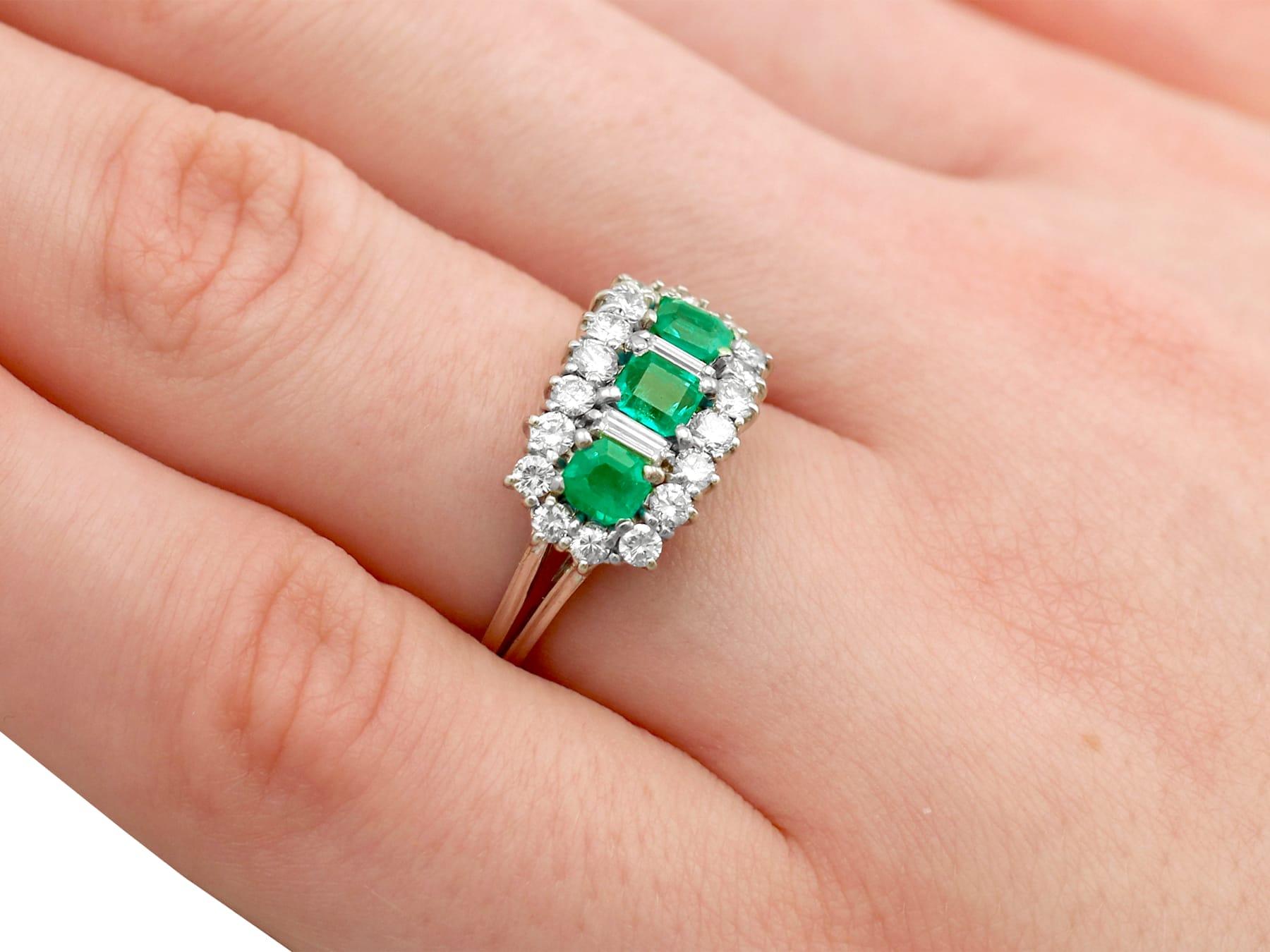 Vintage Italian Emerald and 1.02 Carat Diamond White Gold Cluster Ring For Sale 2