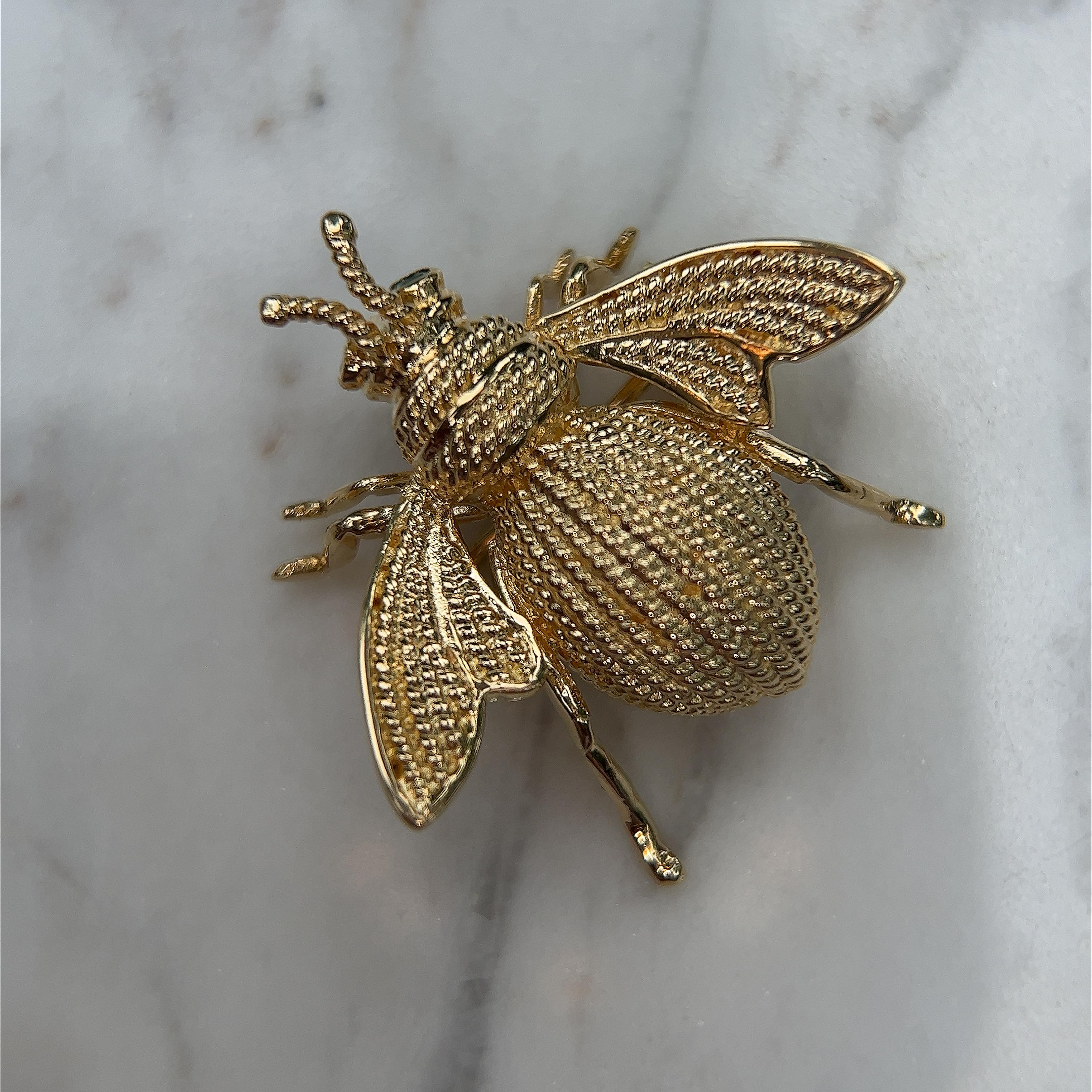 Emerald and 14 Karat Gold Fly Design Pin. 1970s. 1
