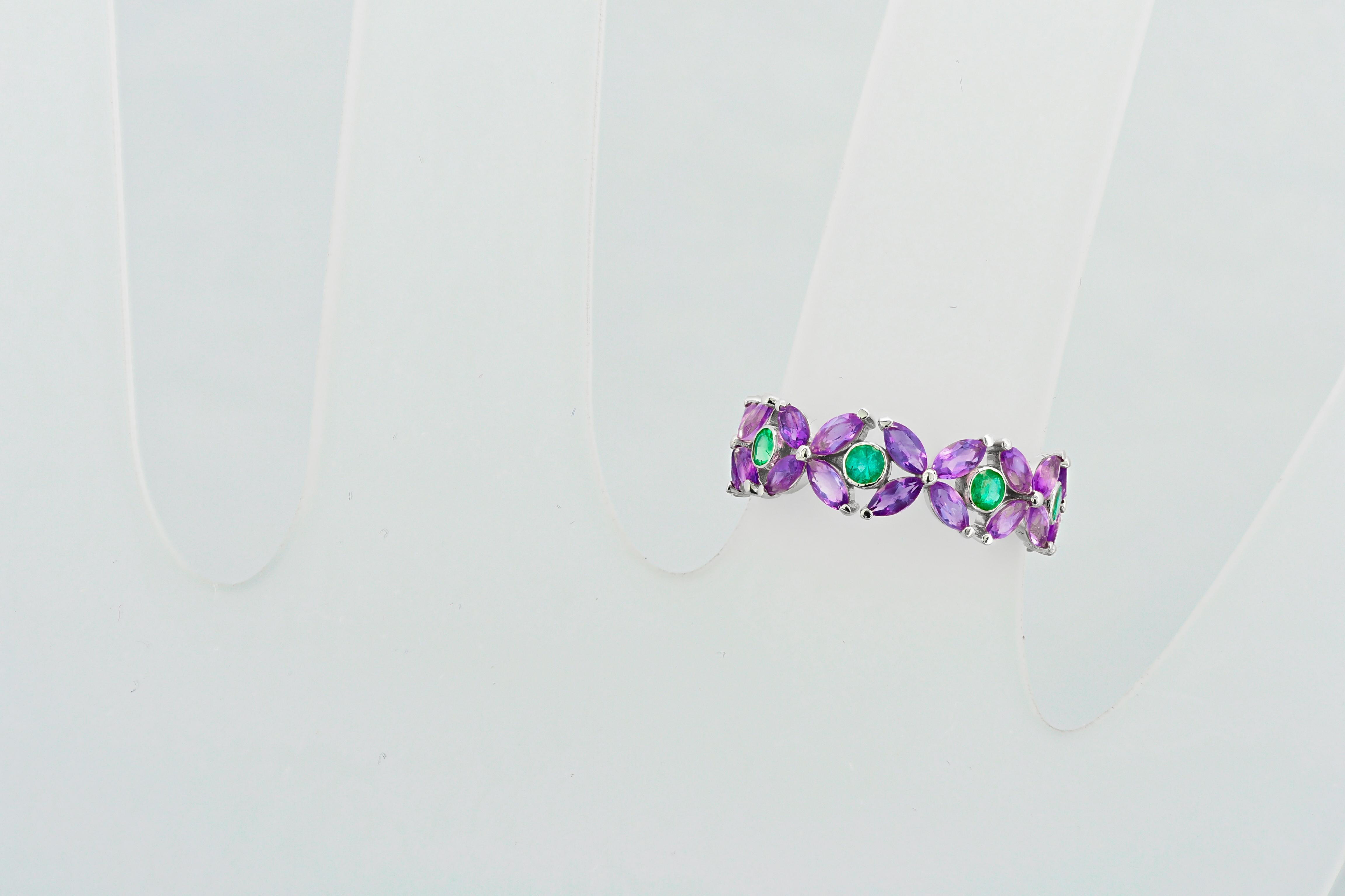 Modern Emerald and Amethyst Eternity Gold Band.  For Sale