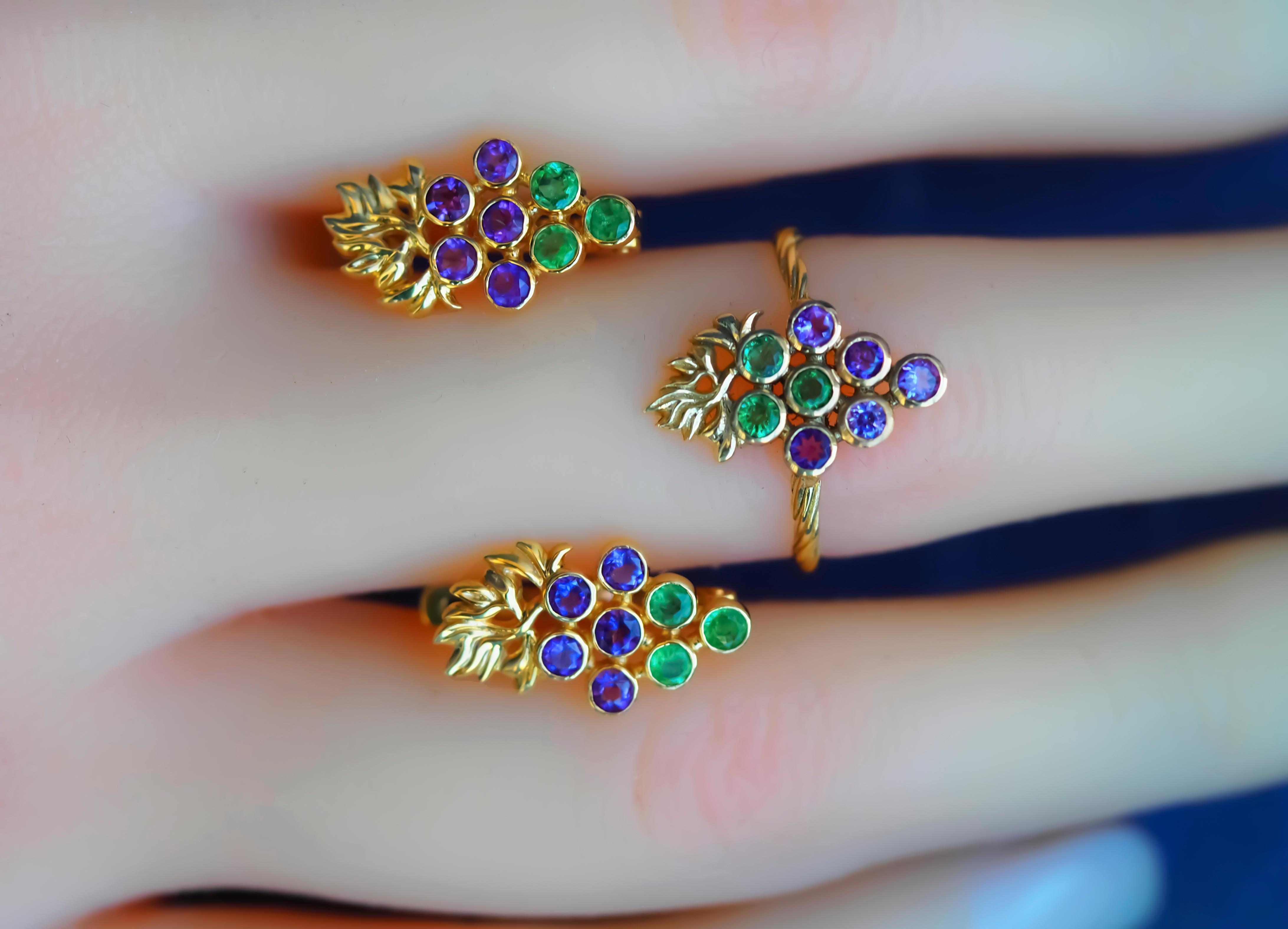 Emerald and amethyst set: ring and earrings in 14k gold.  Grape ring and earrings. Emerald earrings and ring.  Amethyst earrings and ring. 

Total weight - 5 gr

Earrings

Weight: 3.1 g.
Size:17.5 x 10 mm.
14k gold
Gemstones:
Natural emeralds: 6