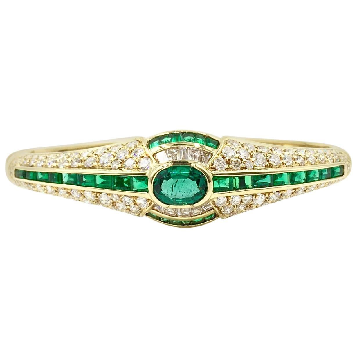 Emerald and Approximate 3.50 Carat Diamond 18 Karat Yellow Gold Bangle Bracelet