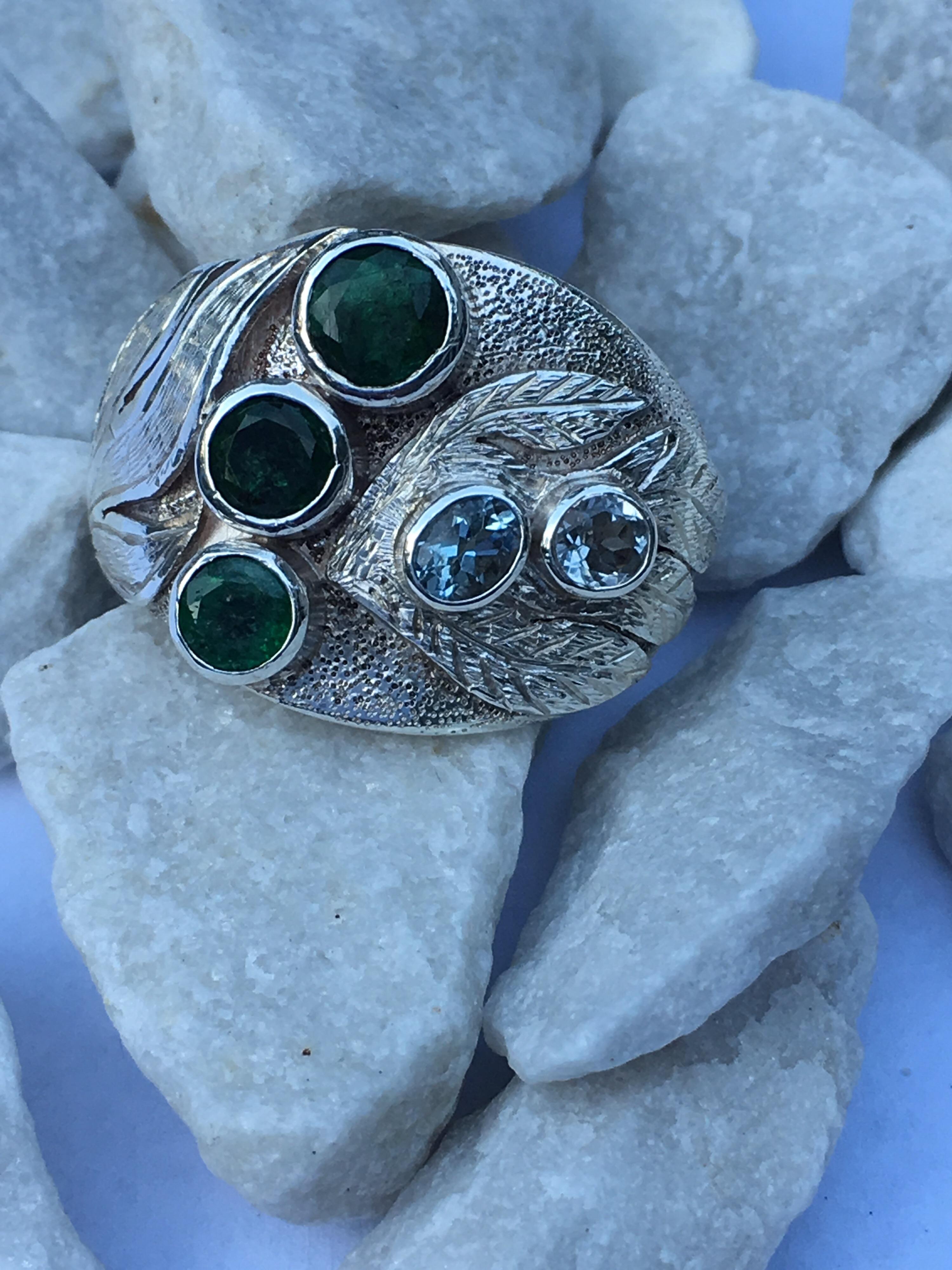Emerald and Aquamarine Ring 6
