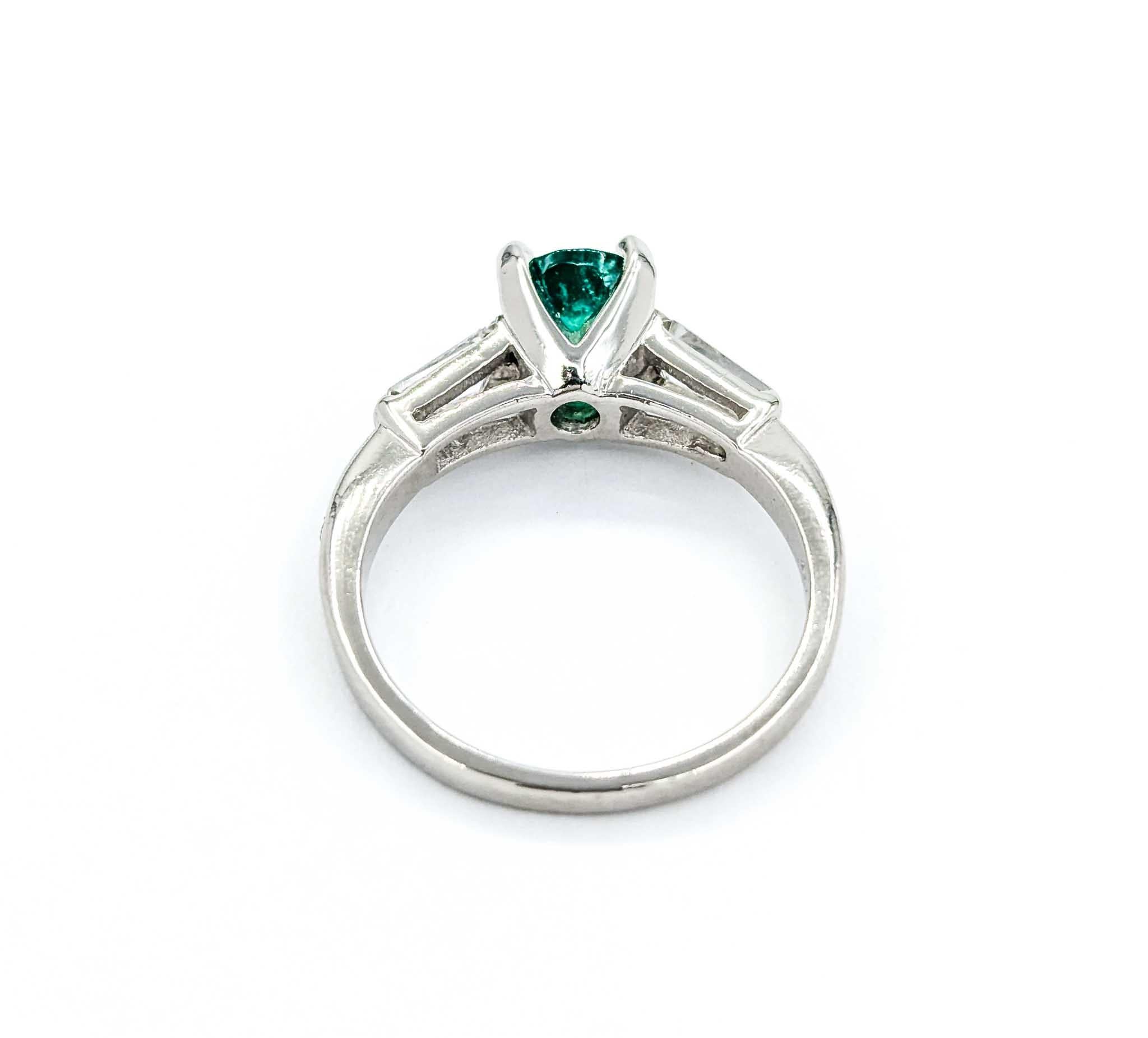 Emerald and Baguette Diamond Ring in Platinum For Sale 4