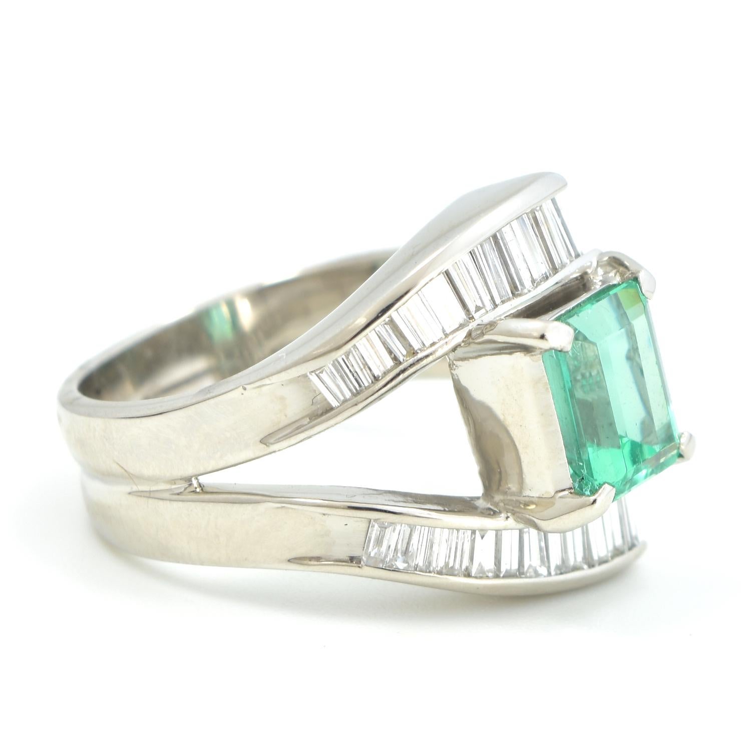 Women's or Men's Emerald and Baguette Diamonds Platinum Ring