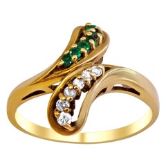 Emerald and Diamond 14 Karat Gold Ladies Ring